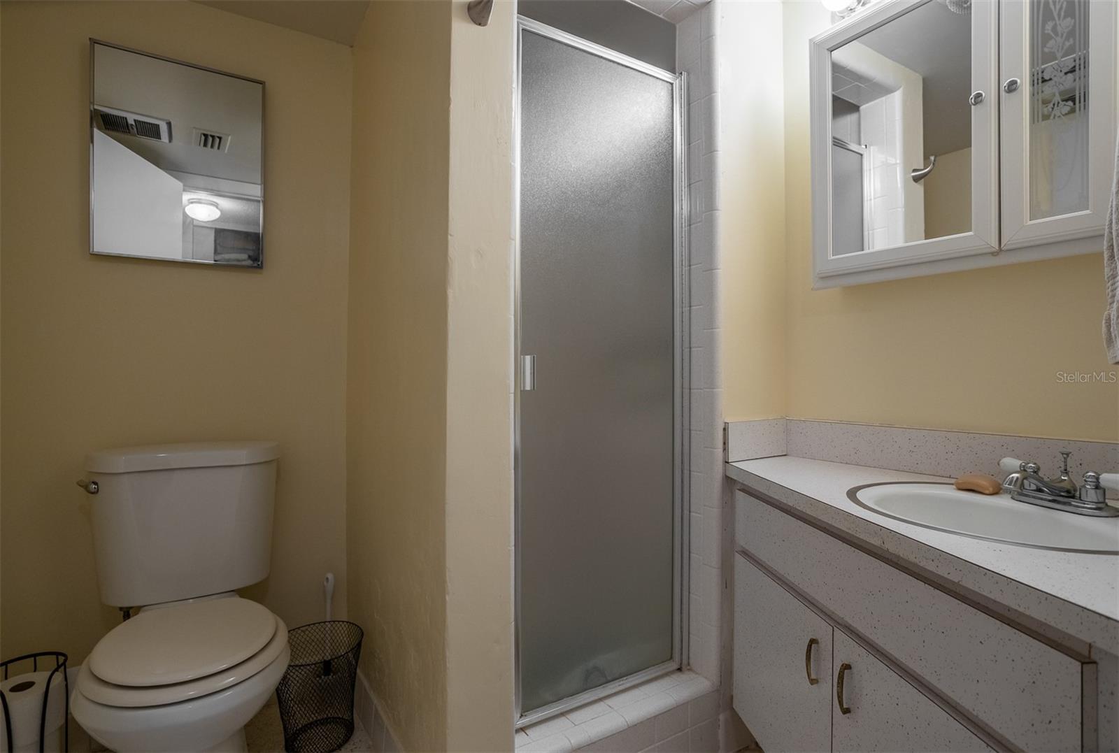 Image 19 of 38 For 250 Rosery Road Nw 298