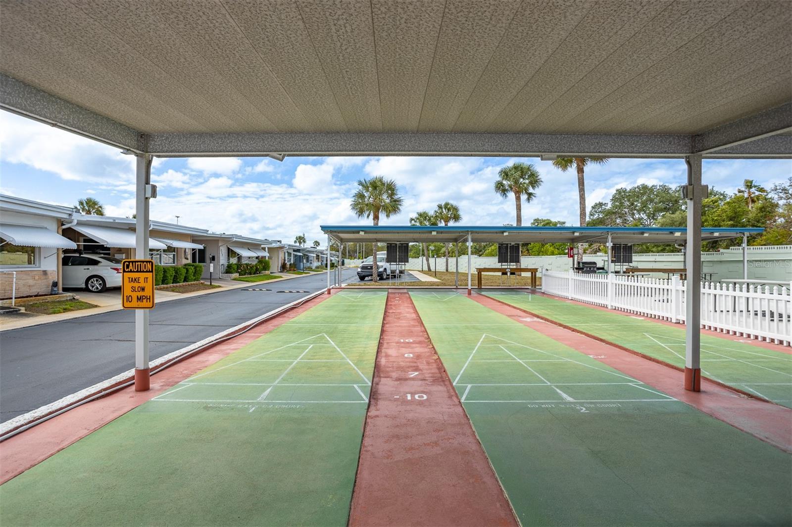 Image 27 of 38 For 250 Rosery Road Nw 298