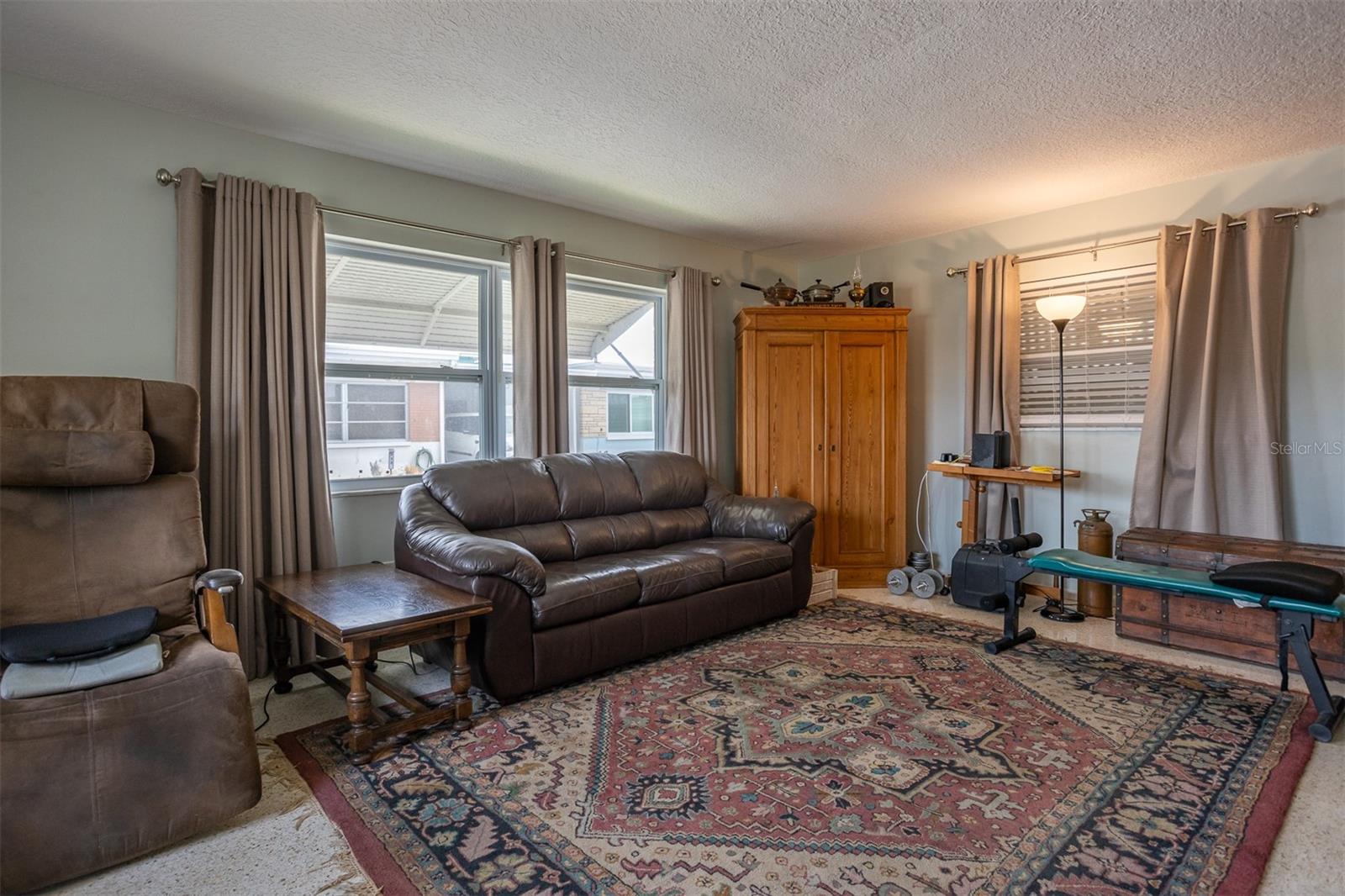 Image 5 of 38 For 250 Rosery Road Nw 298