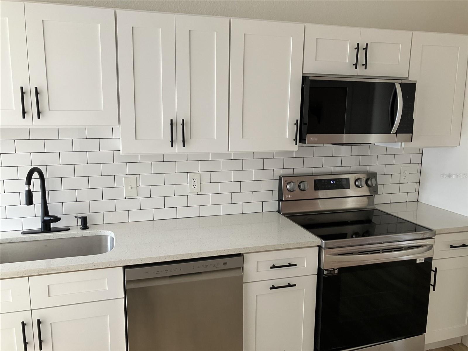 Image 10 of 14 For 11630 79th Avenue