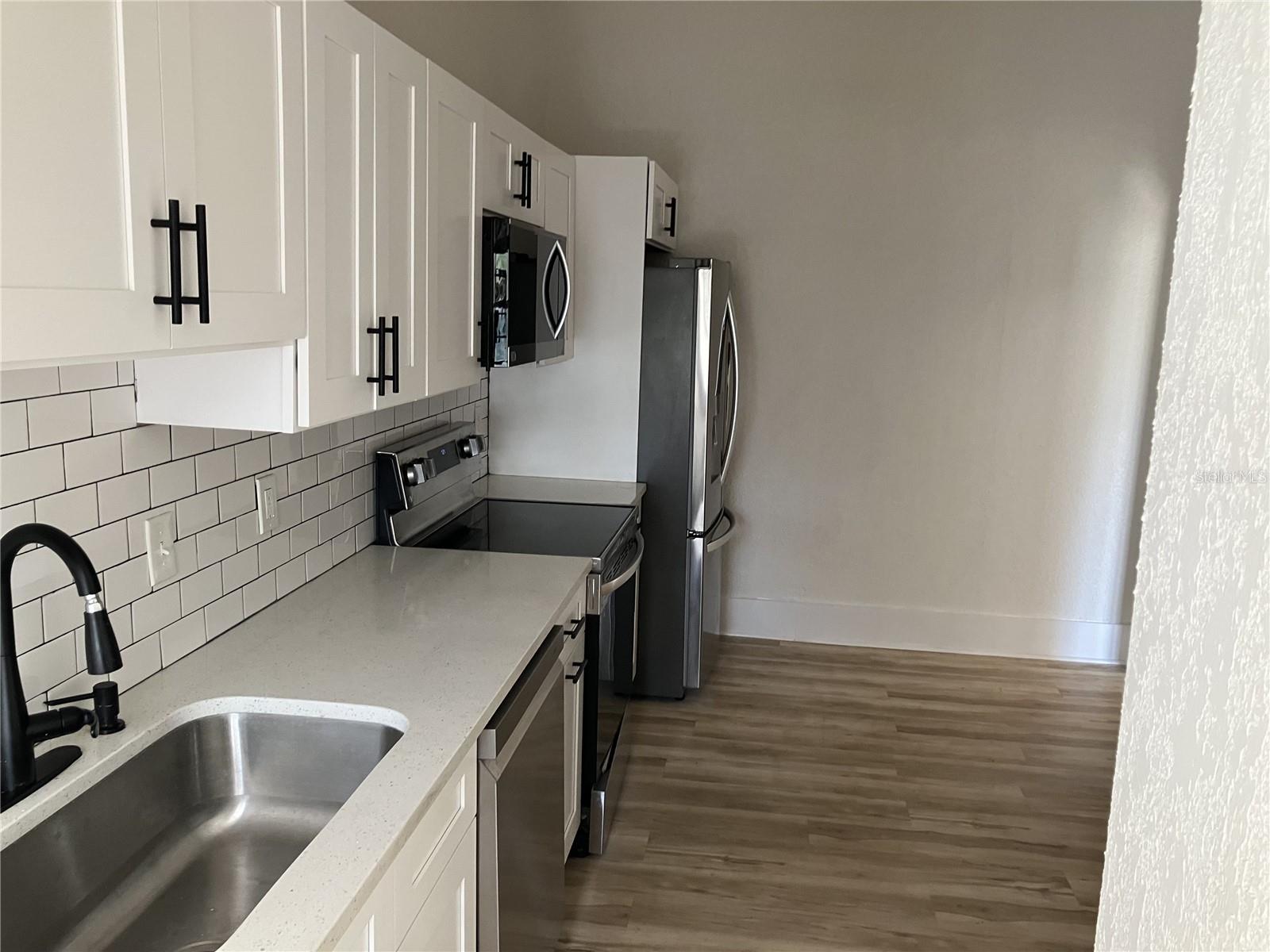 Image 11 of 14 For 11630 79th Avenue