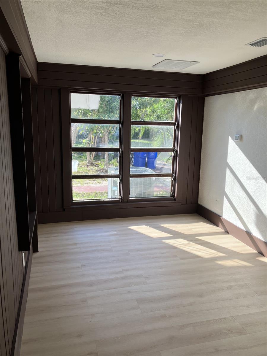 Image 12 of 14 For 11630 79th Avenue