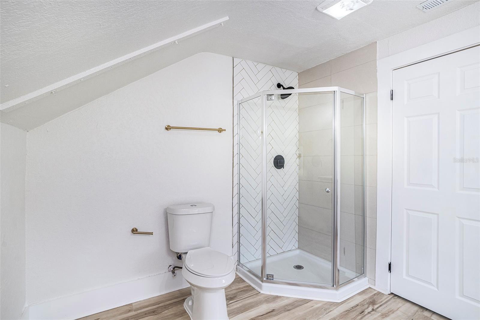 Image 3 of 14 For 11630 79th Avenue