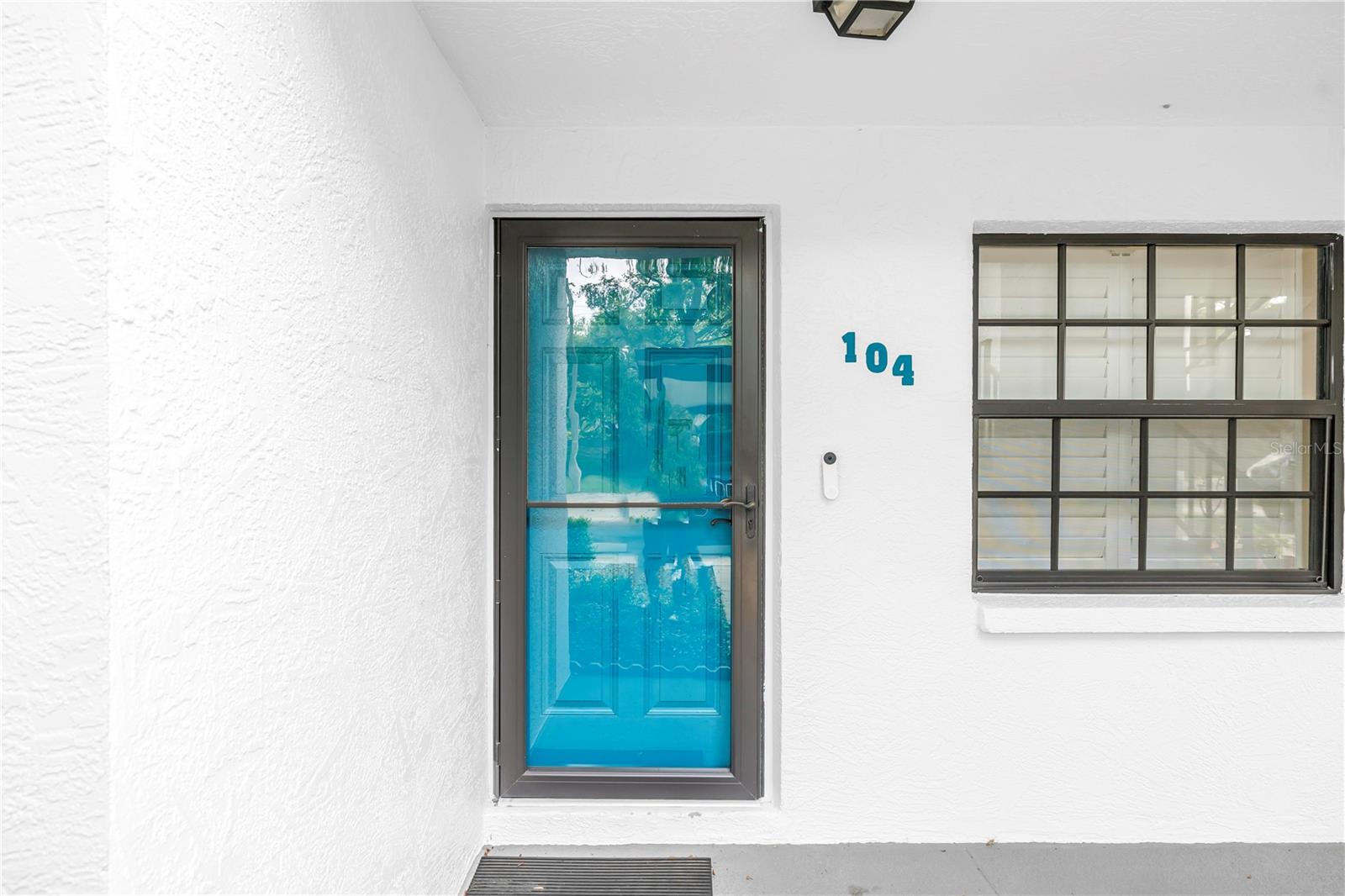 Image 2 of 45 For 11800 Park Boulevard 104