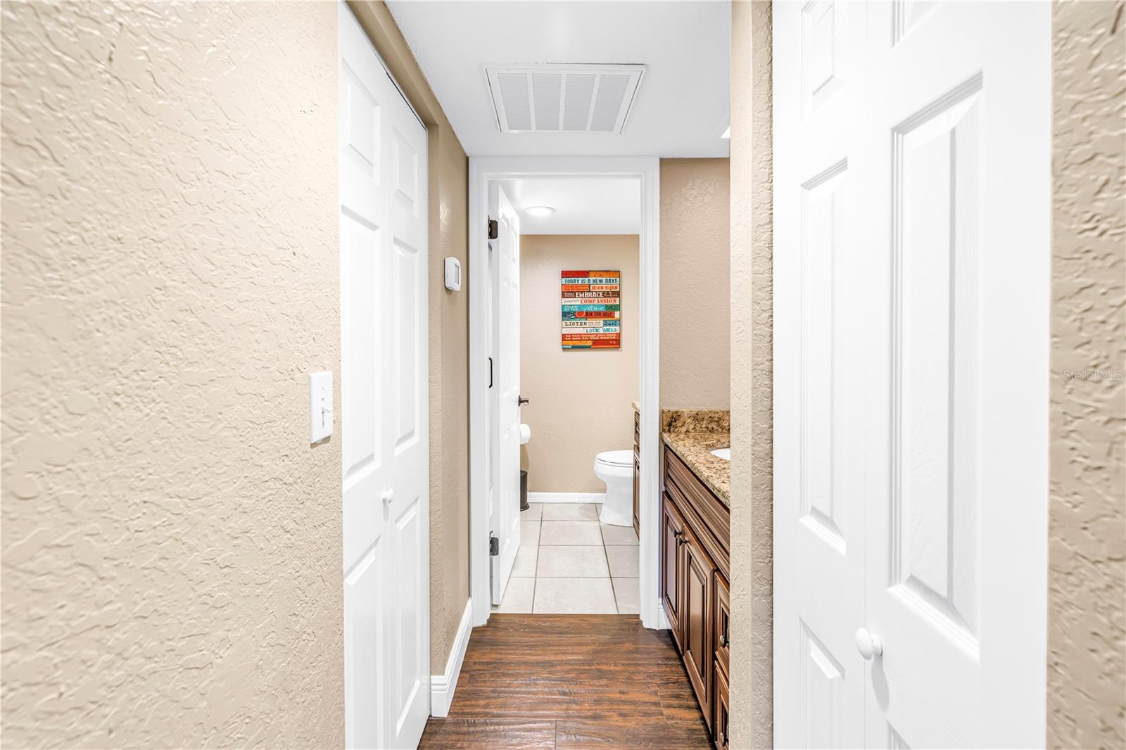 Image 20 of 45 For 11800 Park Boulevard 104