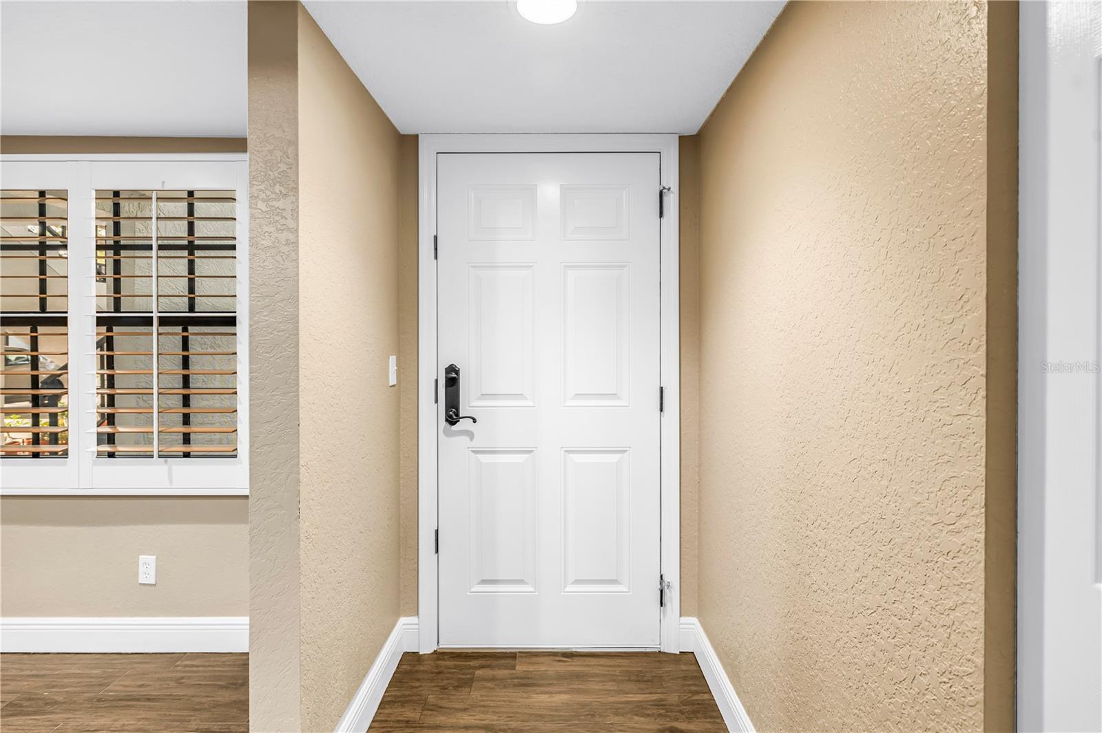 Image 3 of 45 For 11800 Park Boulevard 104