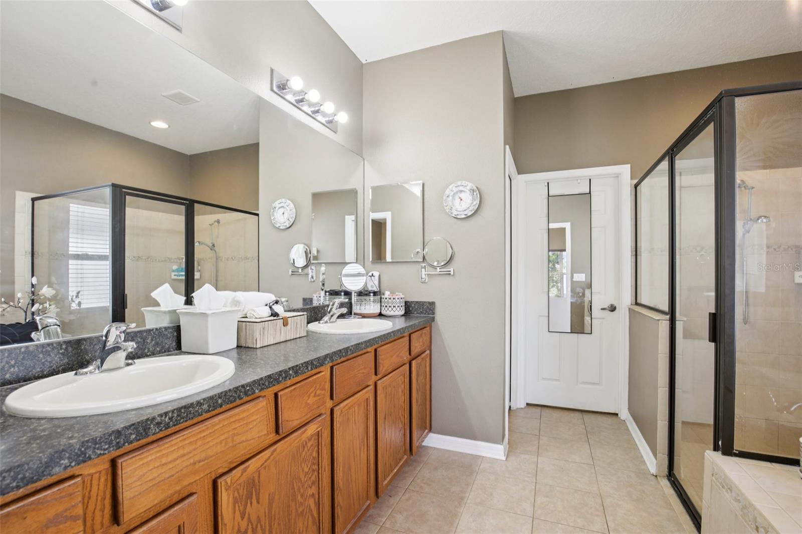 Image 26 of 57 For 319 19th Street Nw