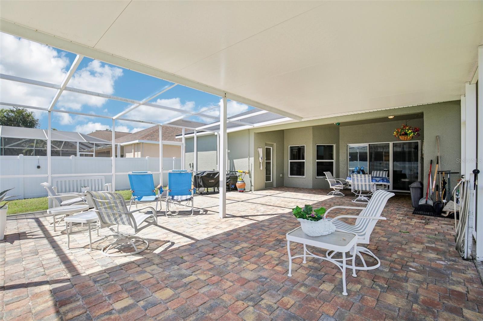 Image 40 of 57 For 319 19th Street Nw