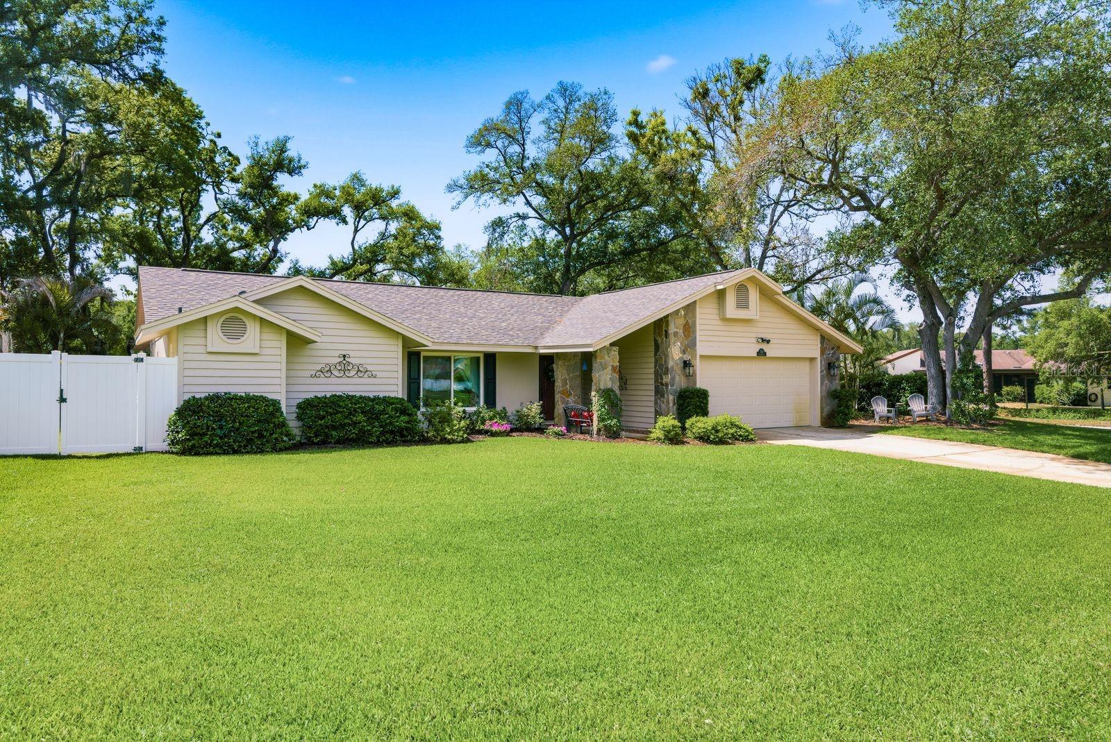 Details for 1736 Pine Hill Court, SAFETY HARBOR, FL 34695