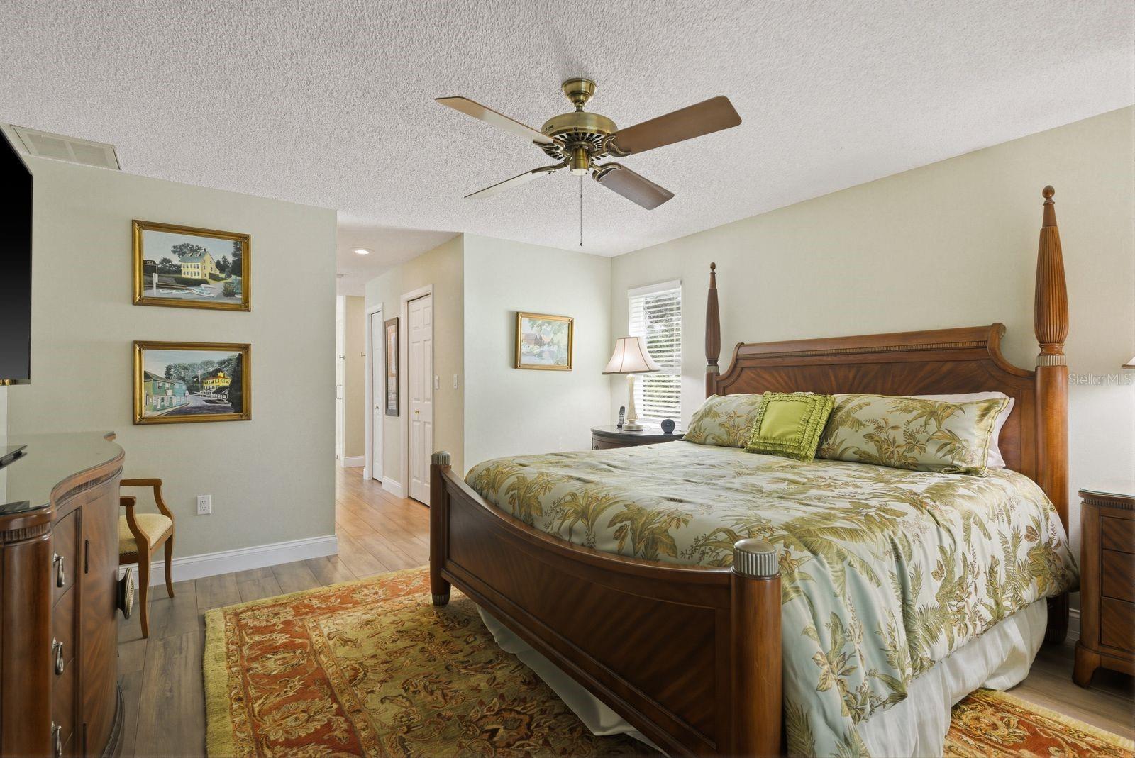 Listing photo id 14 for 1736 Pine Hill Court