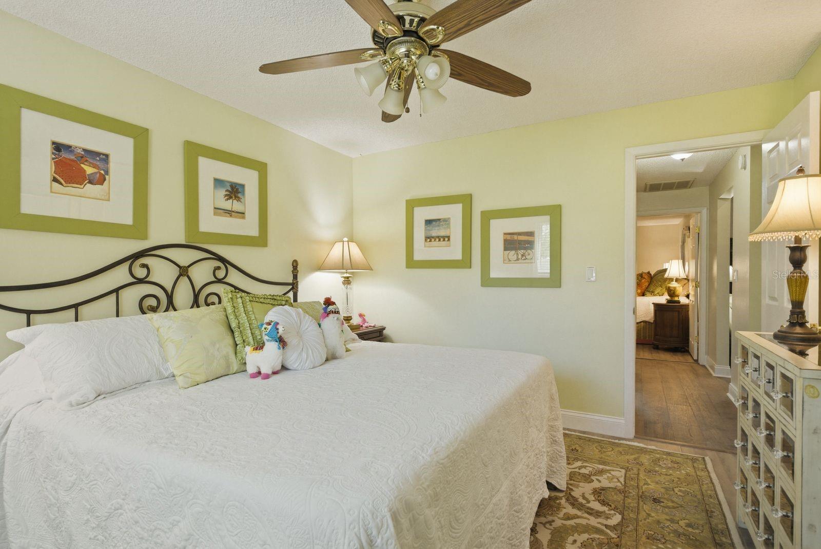 Listing photo id 22 for 1736 Pine Hill Court