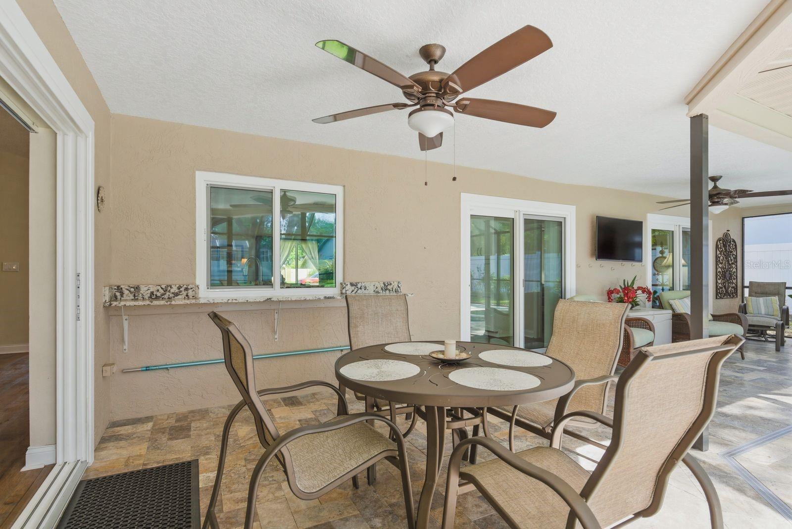 Listing photo id 28 for 1736 Pine Hill Court