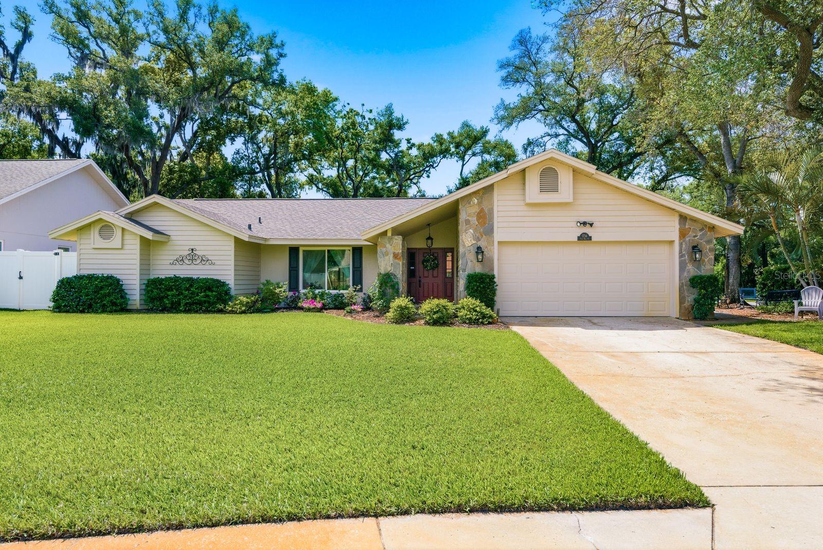 Listing photo id 41 for 1736 Pine Hill Court