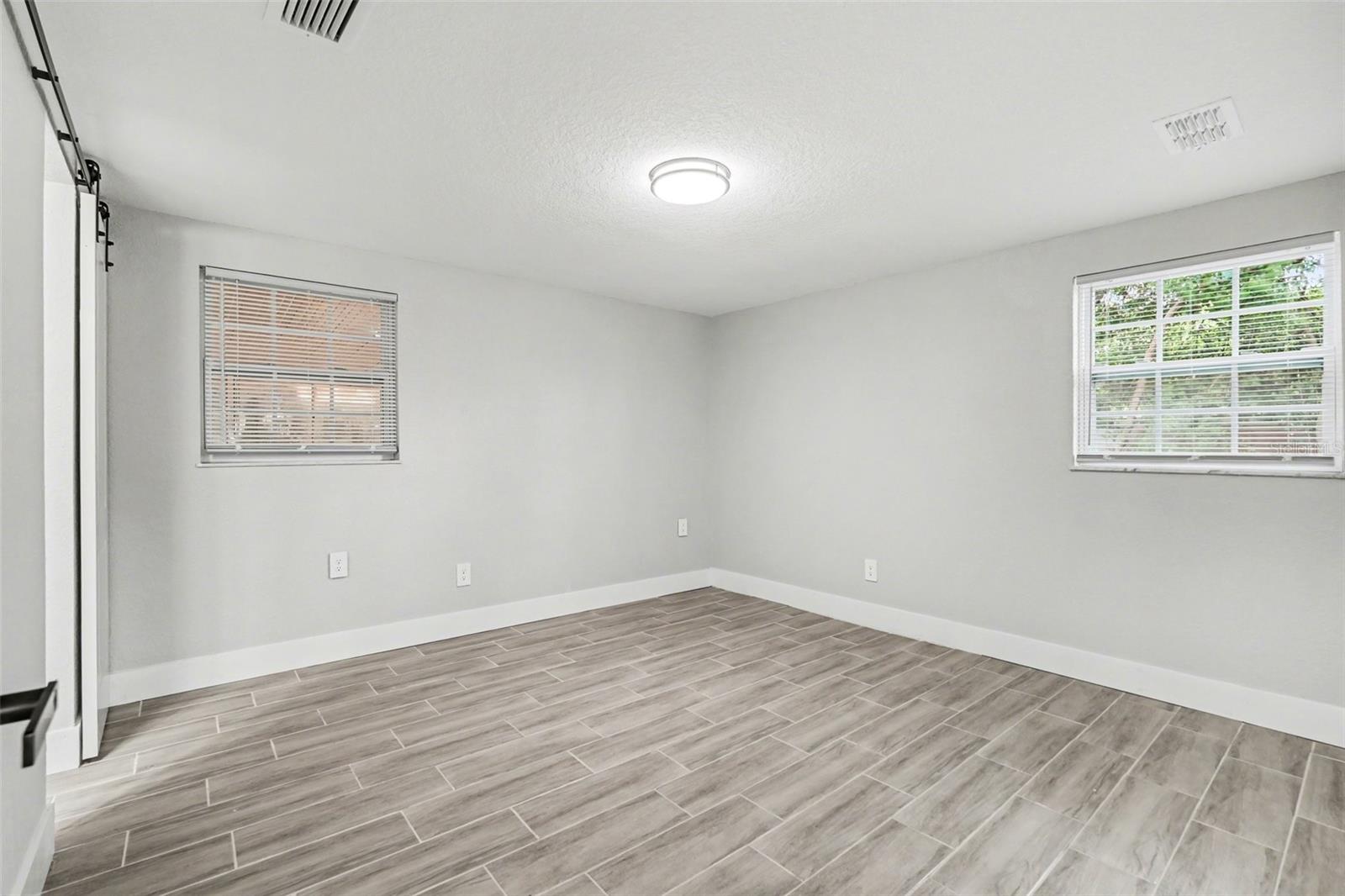 Image 20 of 53 For 7310 Fort King Road