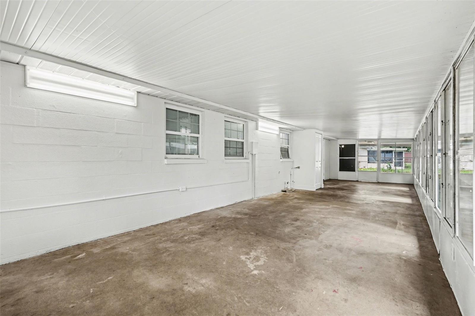 Image 34 of 53 For 7310 Fort King Road