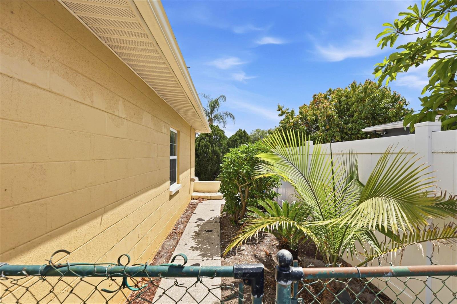 Image 19 of 25 For 3663 22nd Avenue N