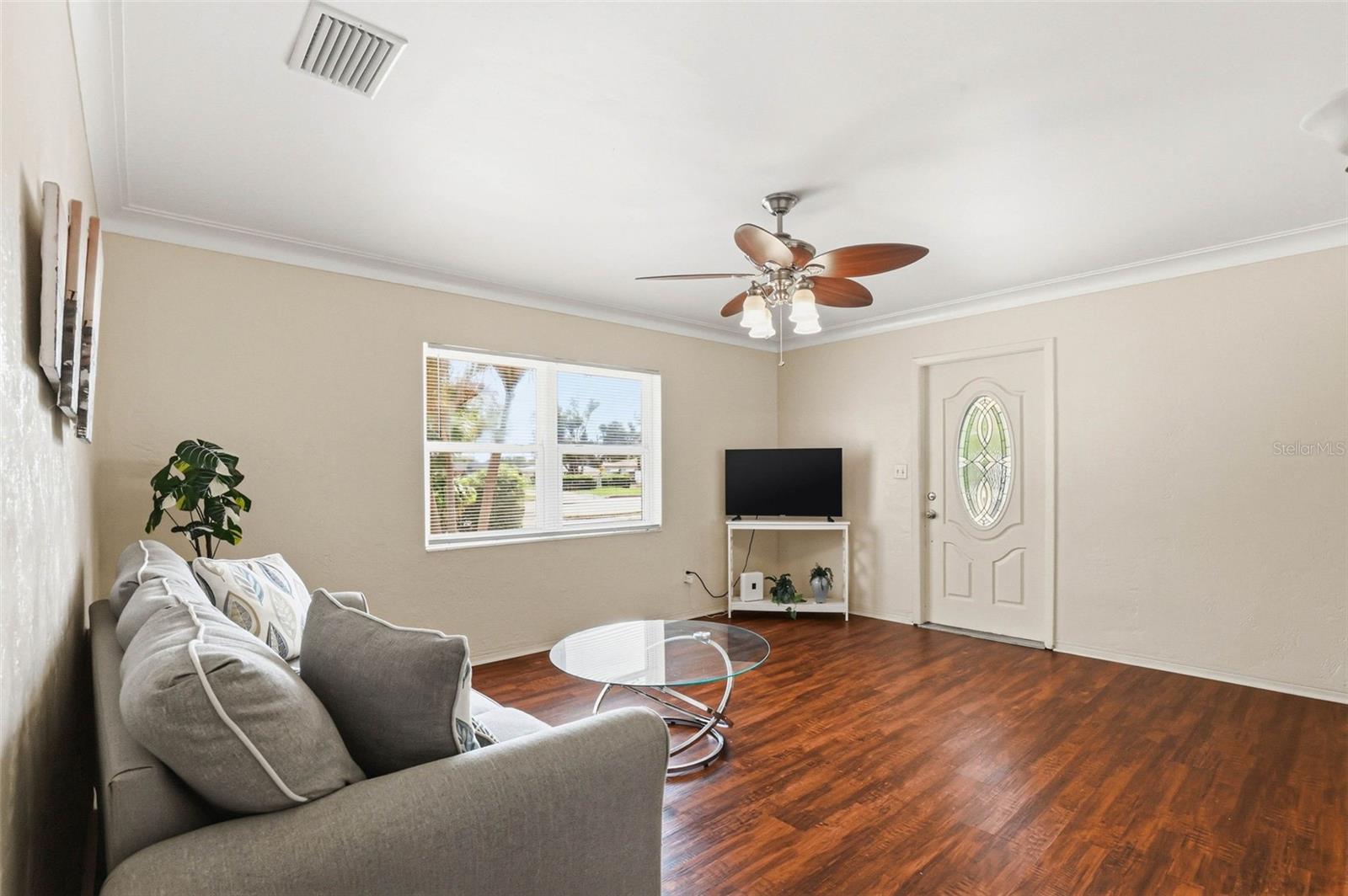 Image 5 of 25 For 3663 22nd Avenue N