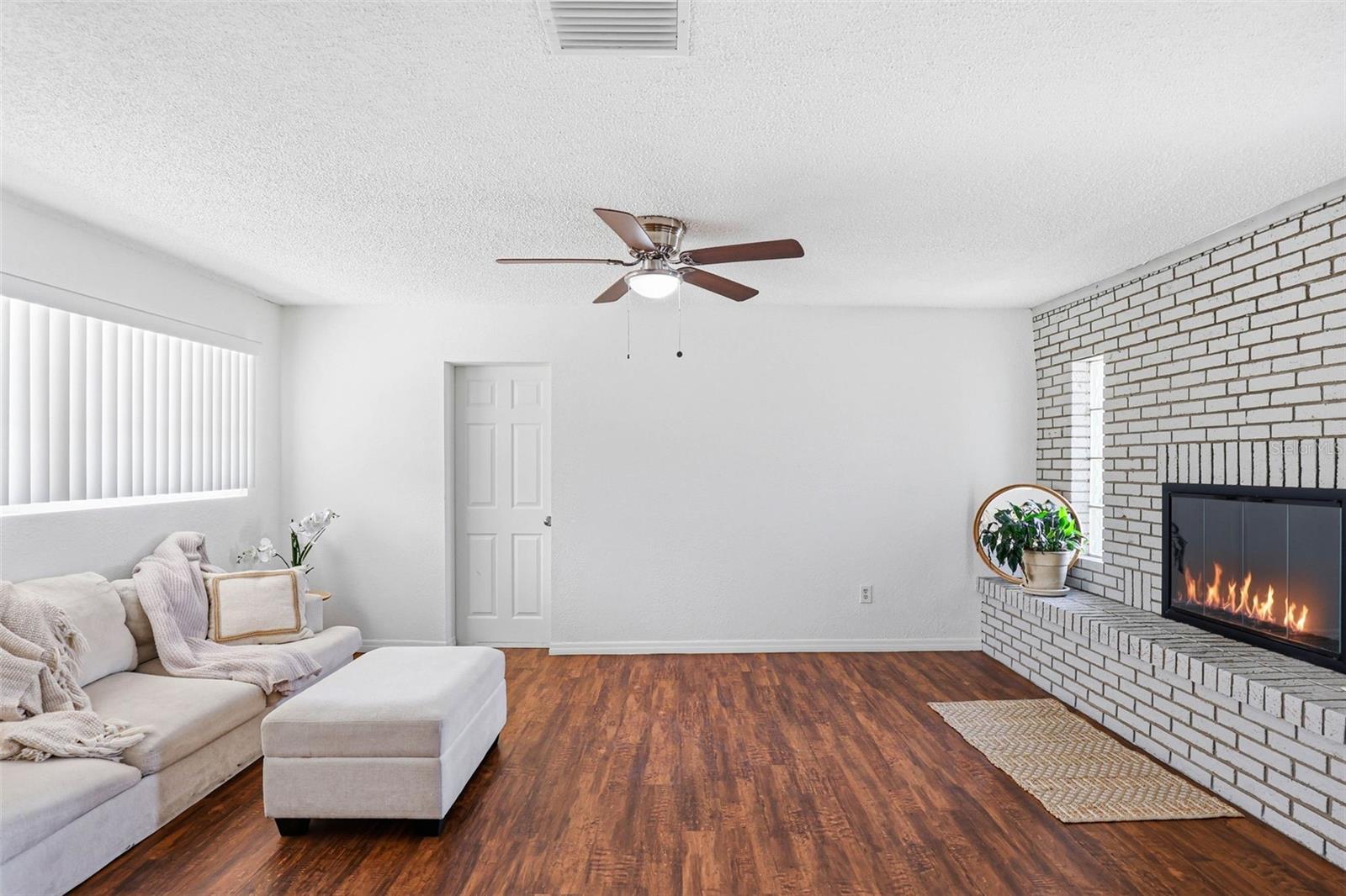 Image 6 of 25 For 3663 22nd Avenue N