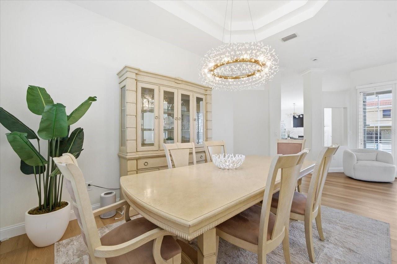 Image 13 of 79 For 109 16th Street