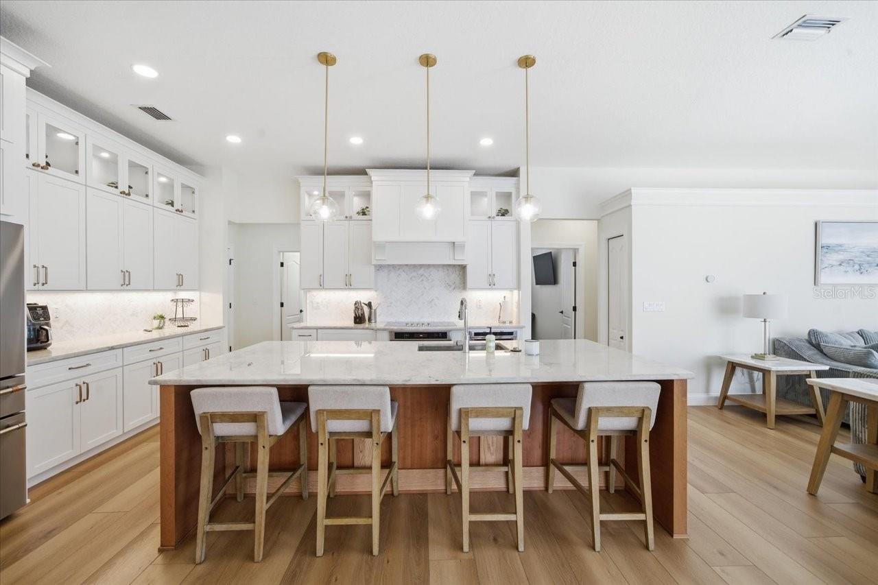 Image 21 of 79 For 109 16th Street