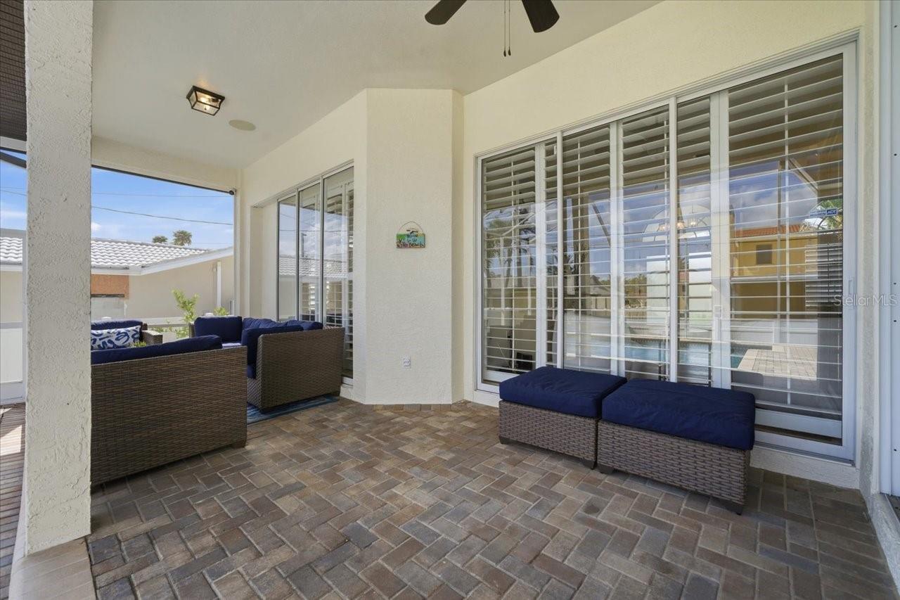 Image 52 of 79 For 109 16th Street