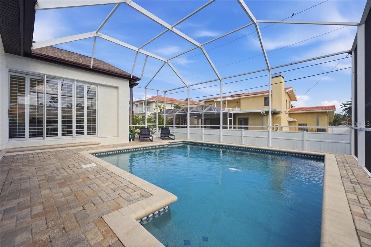 Image 54 of 79 For 109 16th Street