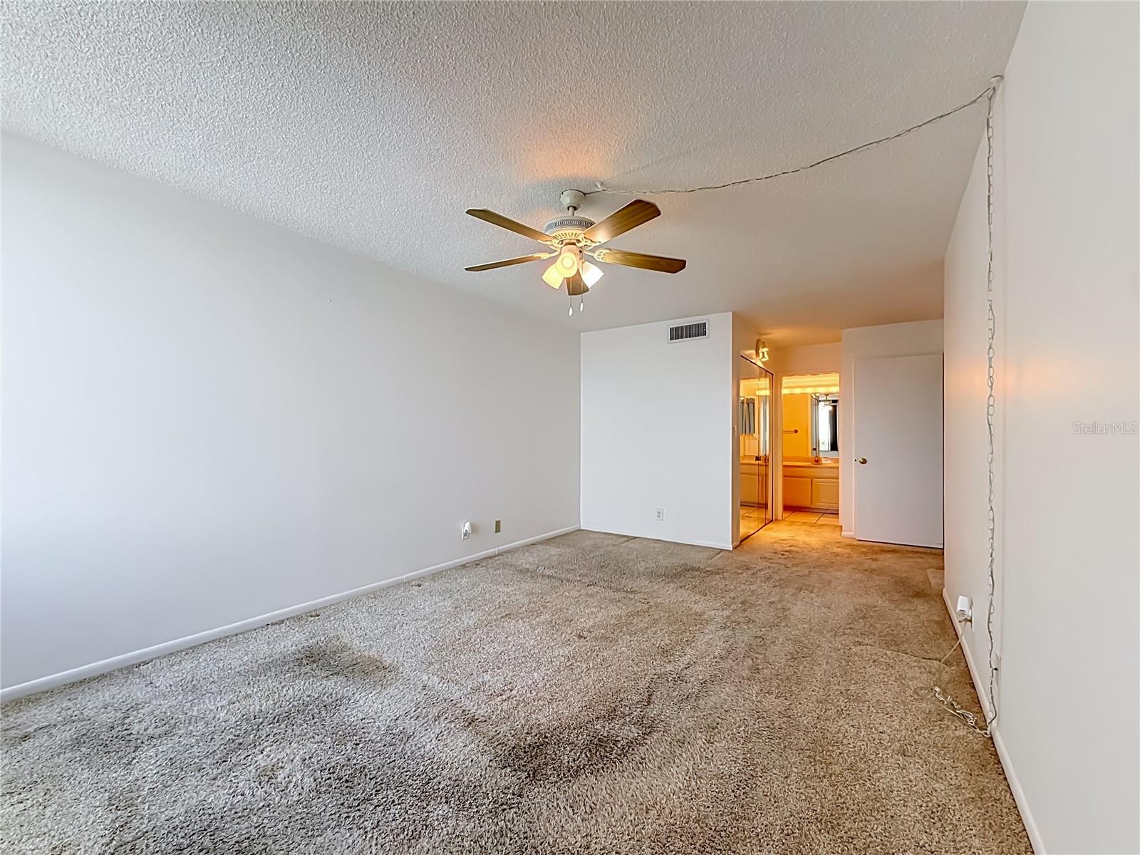 Image 28 of 78 For 7100 Sunset Way 207
