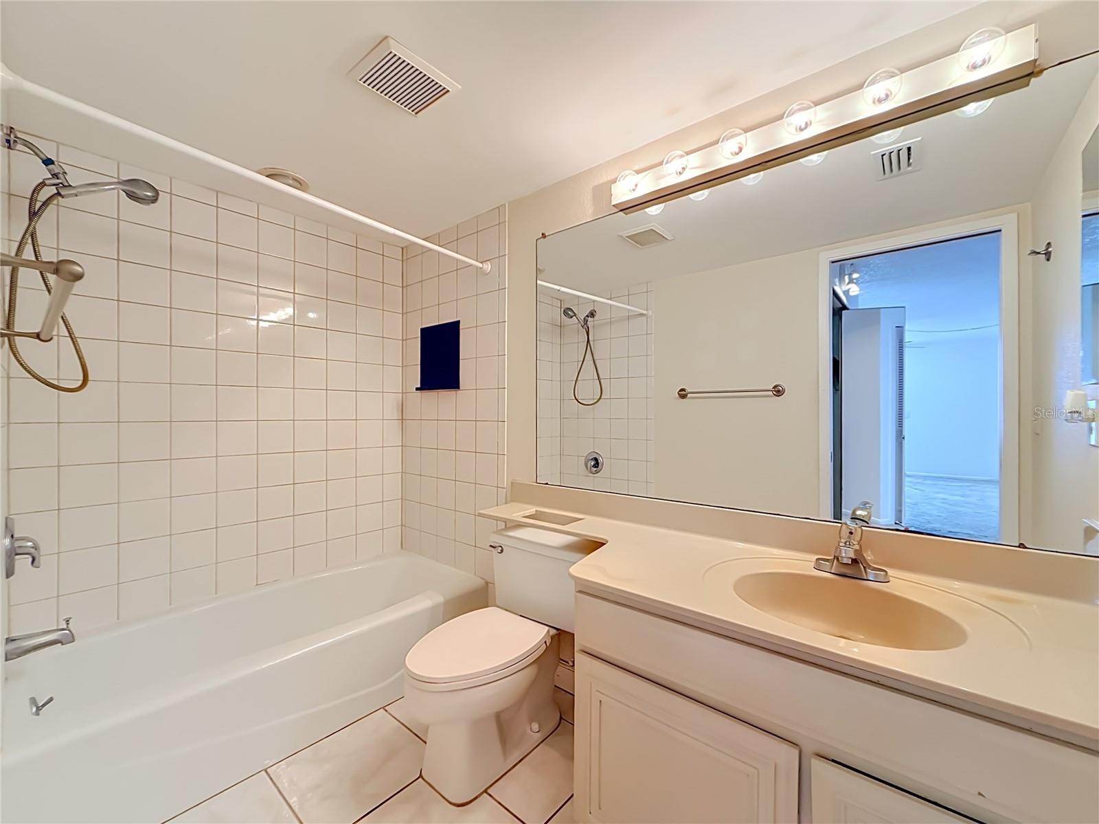 Image 35 of 78 For 7100 Sunset Way 207