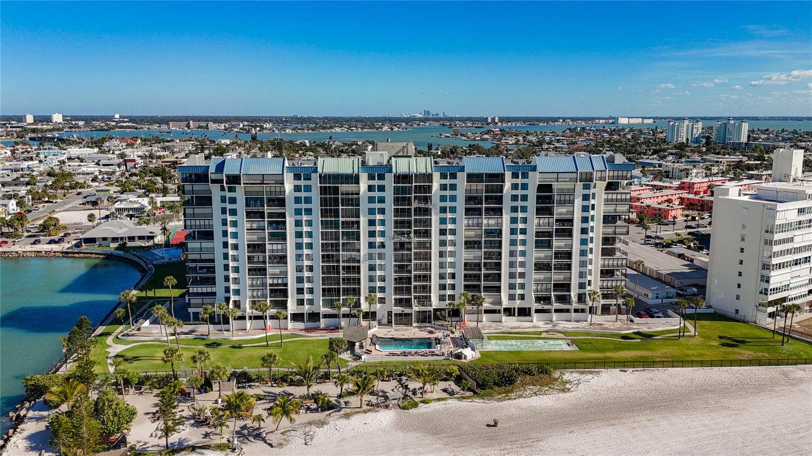 Image 56 of 78 For 7100 Sunset Way 207