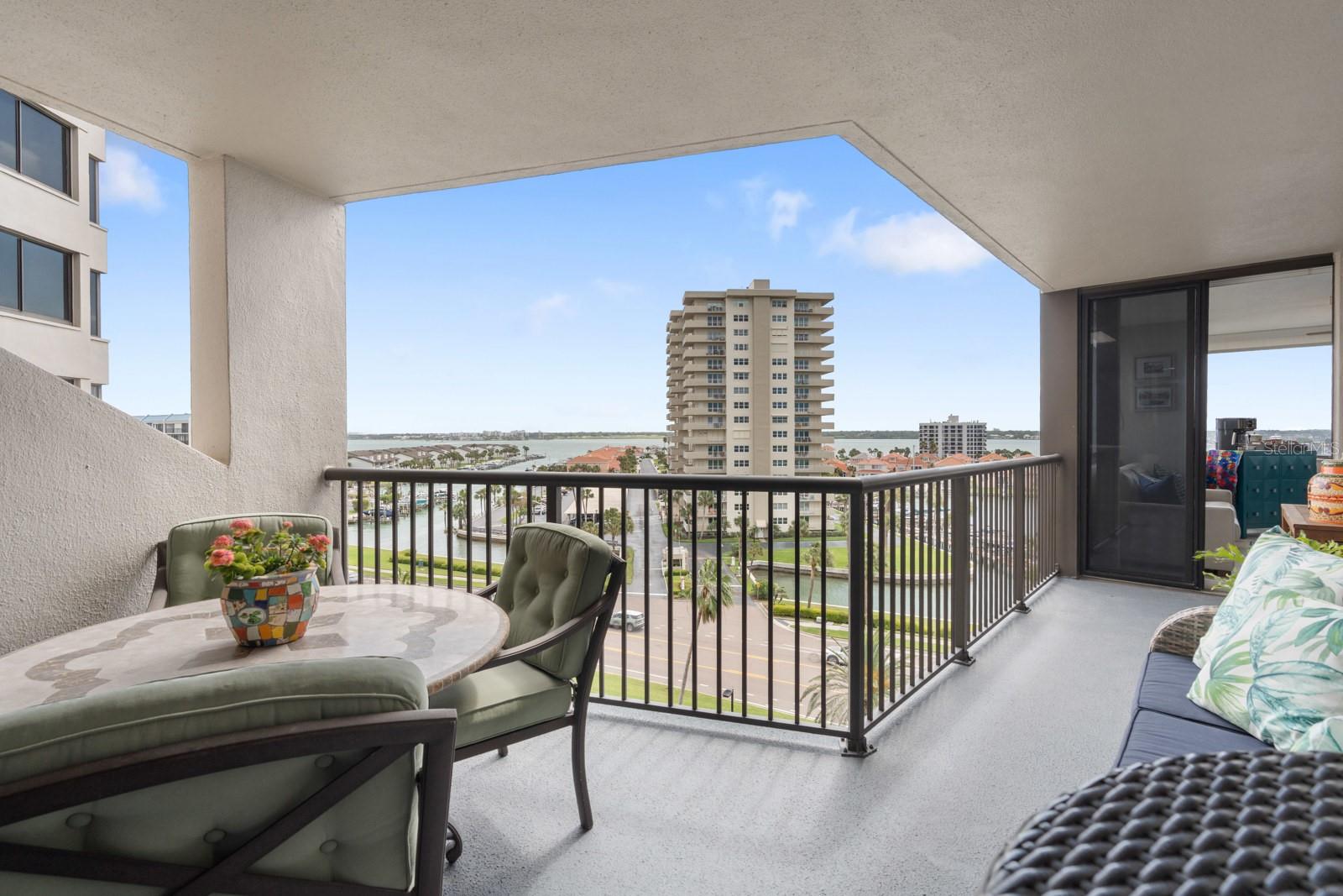 Image 27 of 86 For 1600 Gulf Boulevard 717