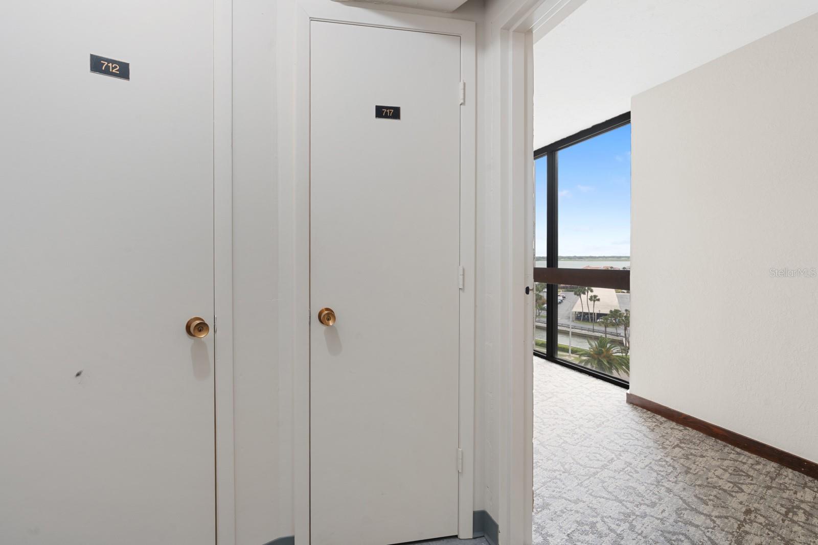 Image 41 of 86 For 1600 Gulf Boulevard 717