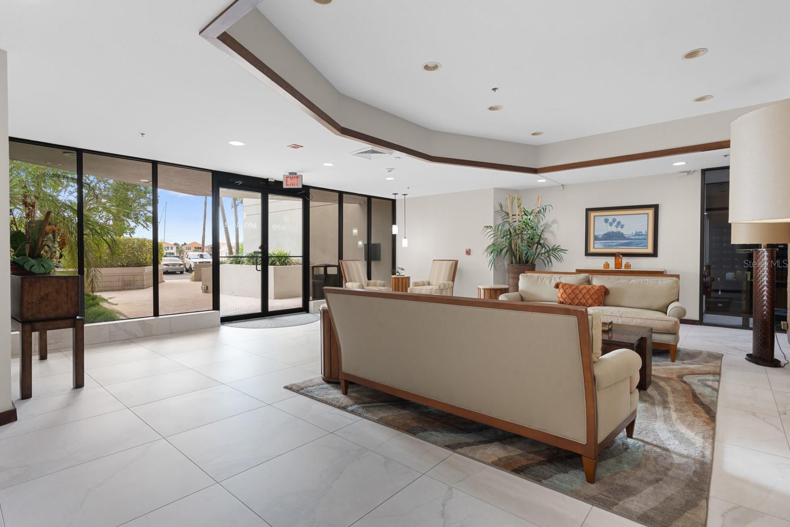 Image 43 of 86 For 1600 Gulf Boulevard 717