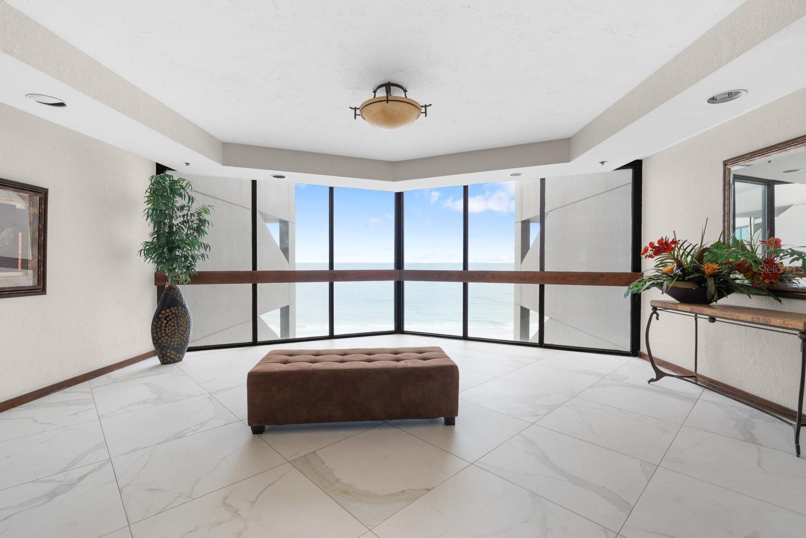 Image 46 of 86 For 1600 Gulf Boulevard 717