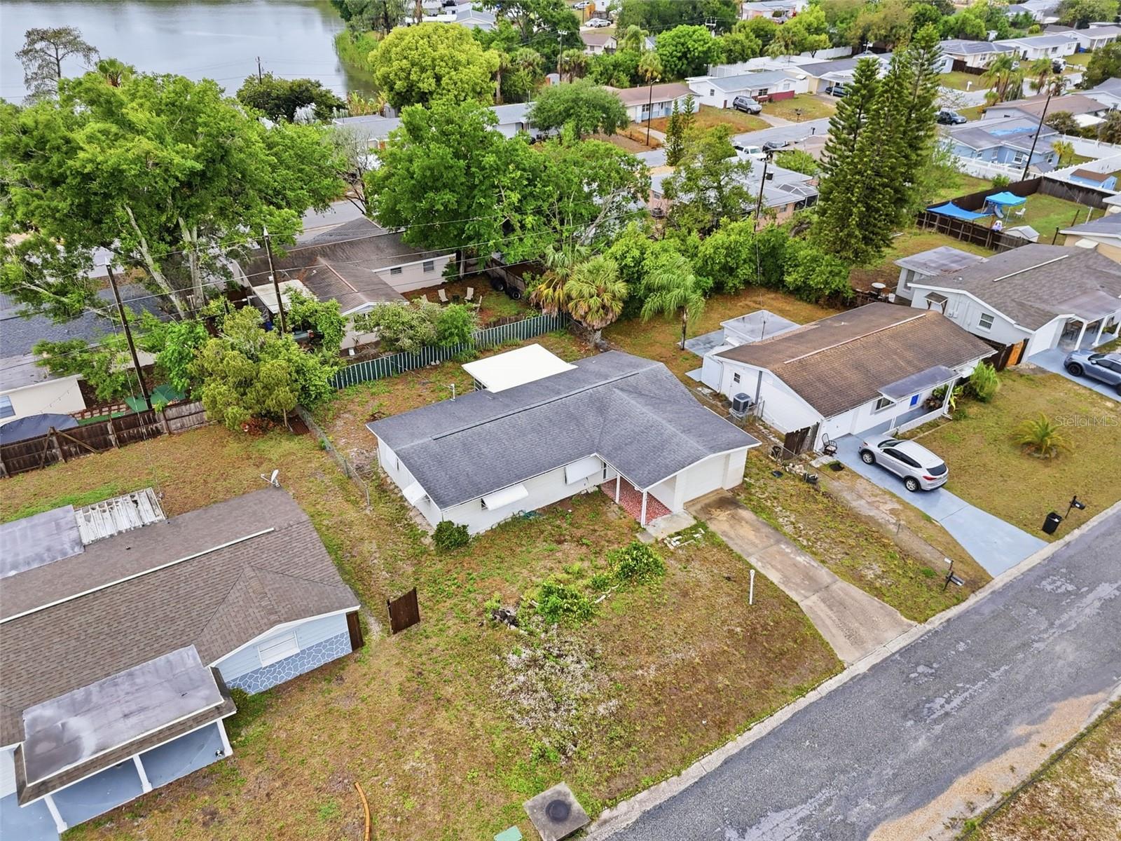 Listing photo id 0 for 1039 Clairborne Street