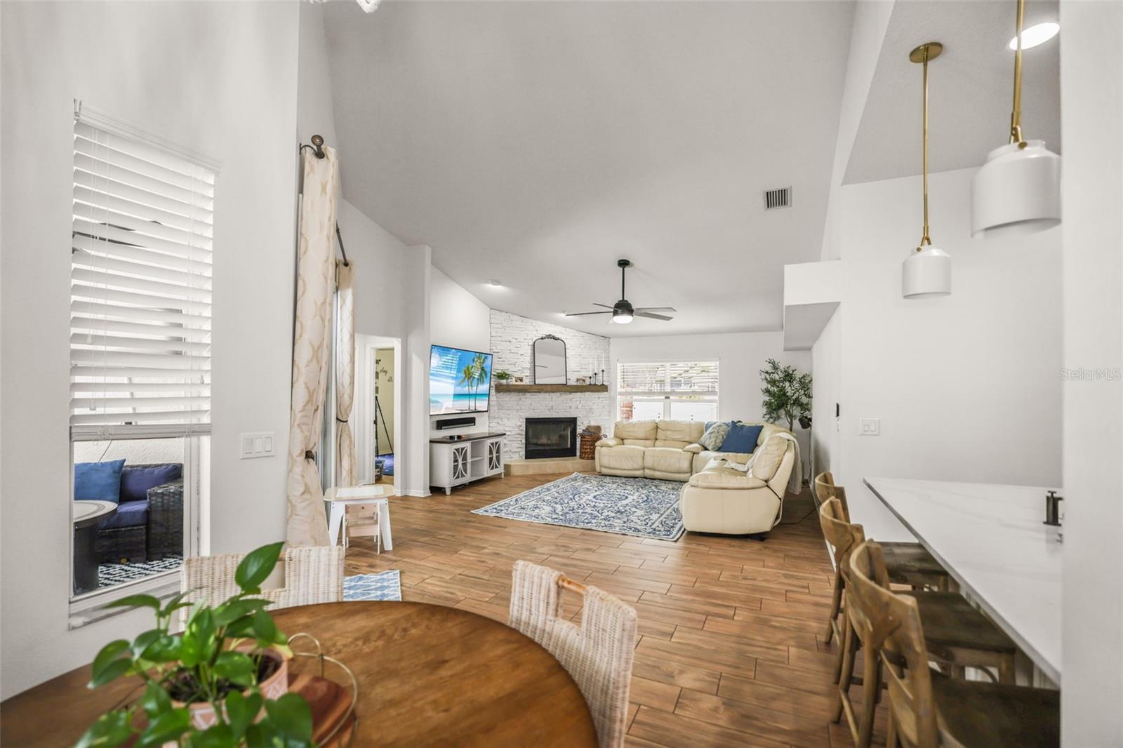 Image 19 of 58 For 4802 Queen Palm Terrace Ne