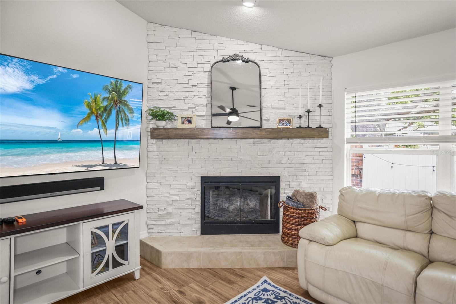 Image 22 of 58 For 4802 Queen Palm Terrace Ne