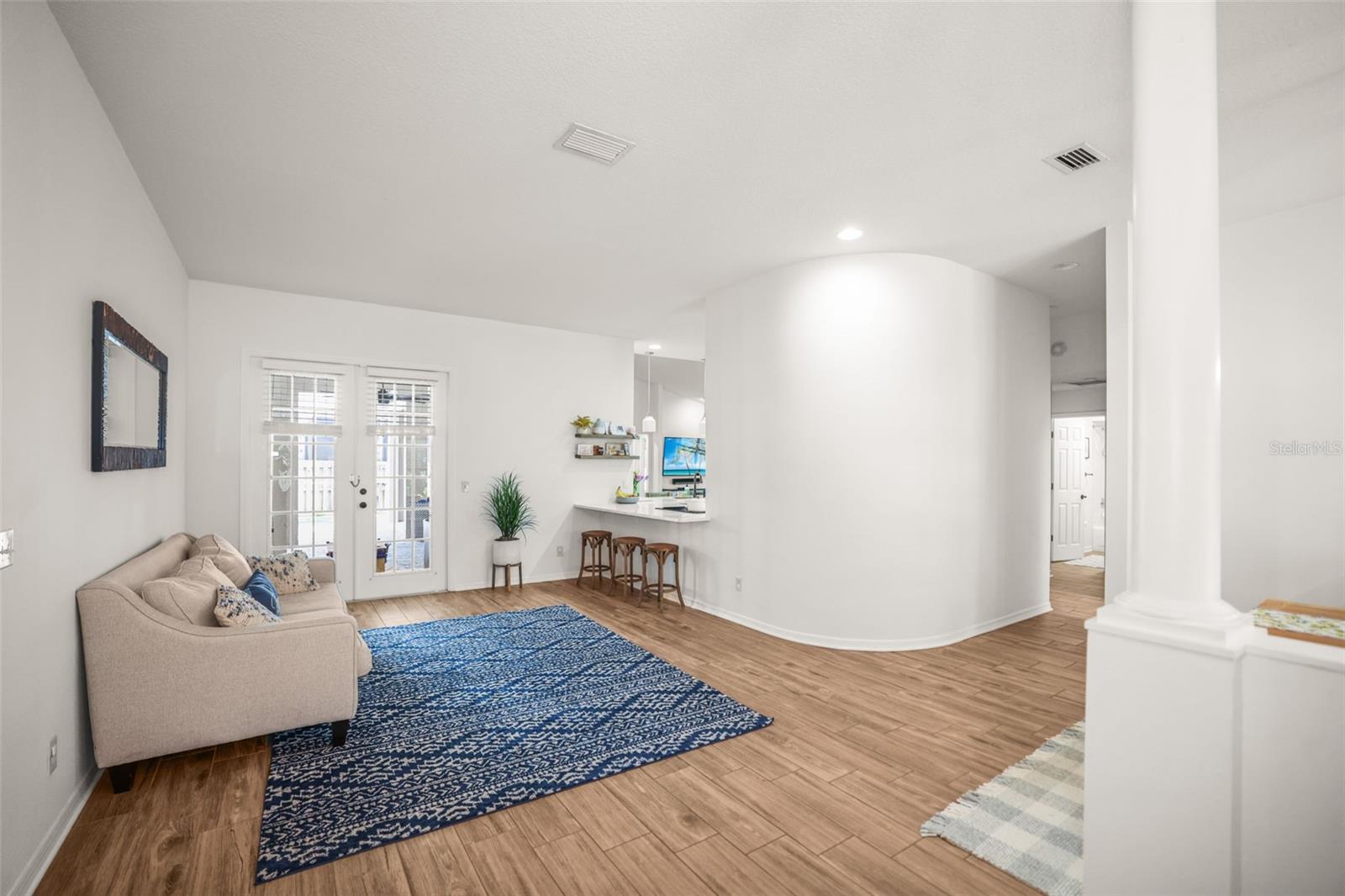 Image 4 of 58 For 4802 Queen Palm Terrace Ne