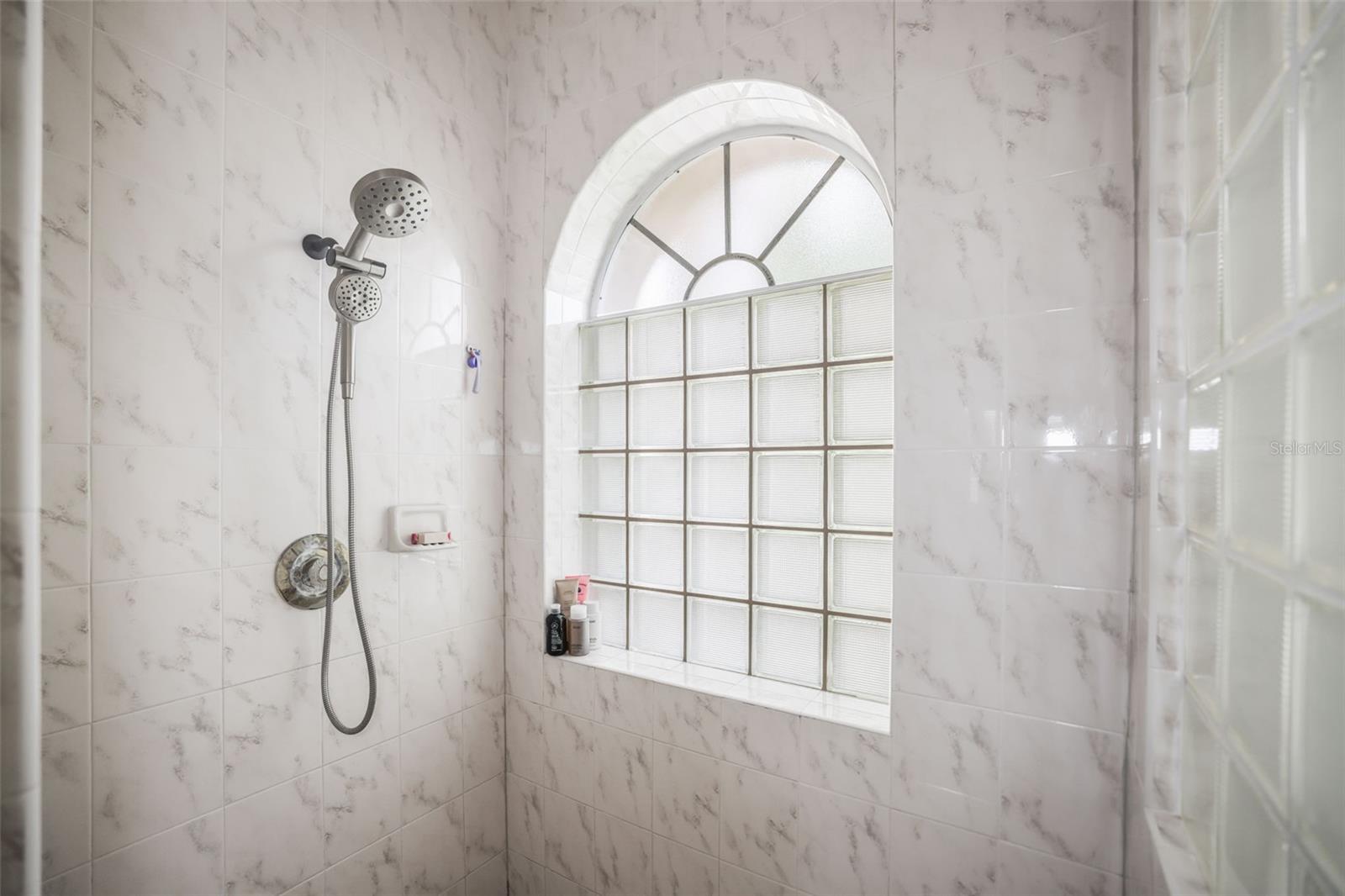 Image 40 of 58 For 4802 Queen Palm Terrace Ne