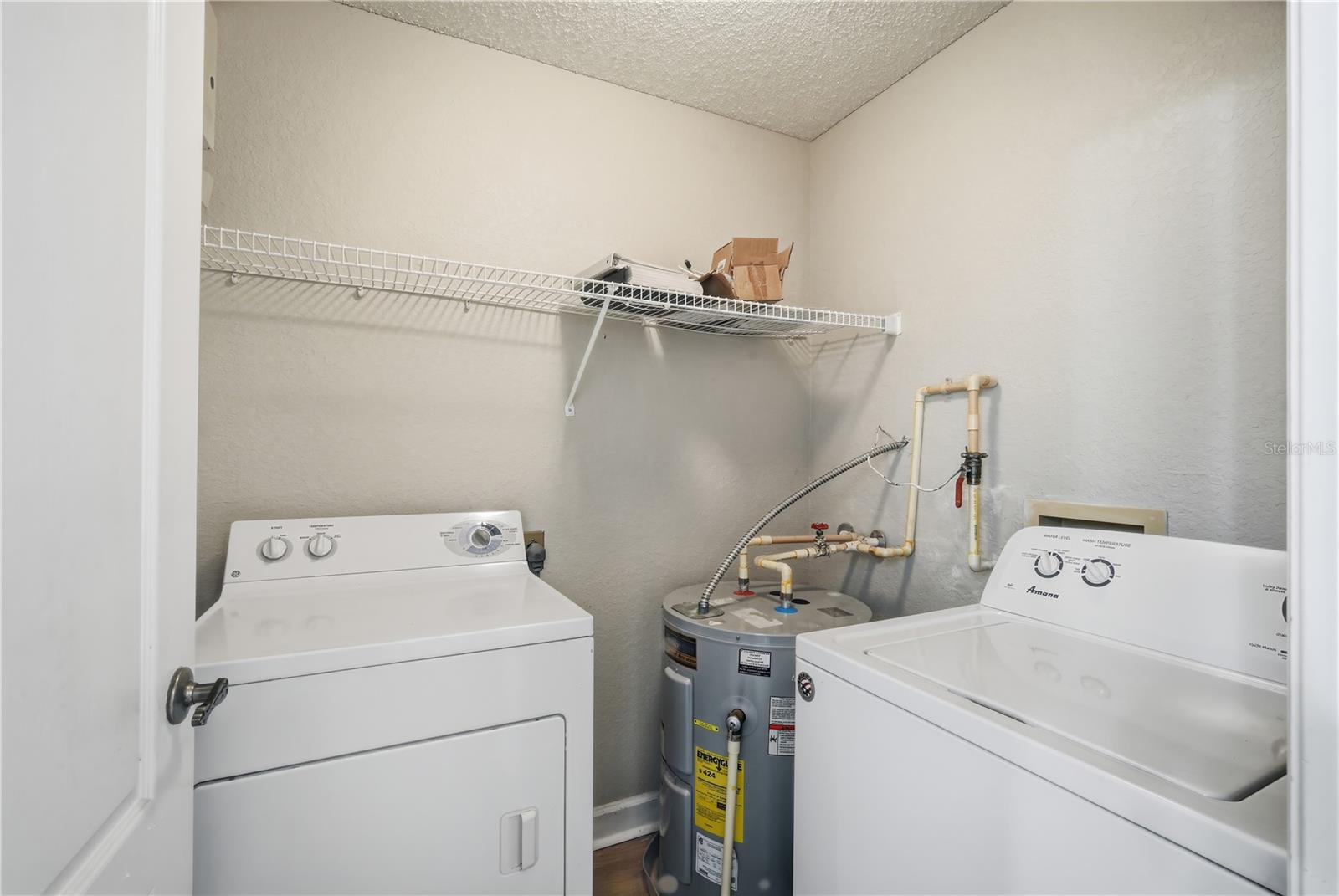 Image 16 of 28 For 604 Seascape Way