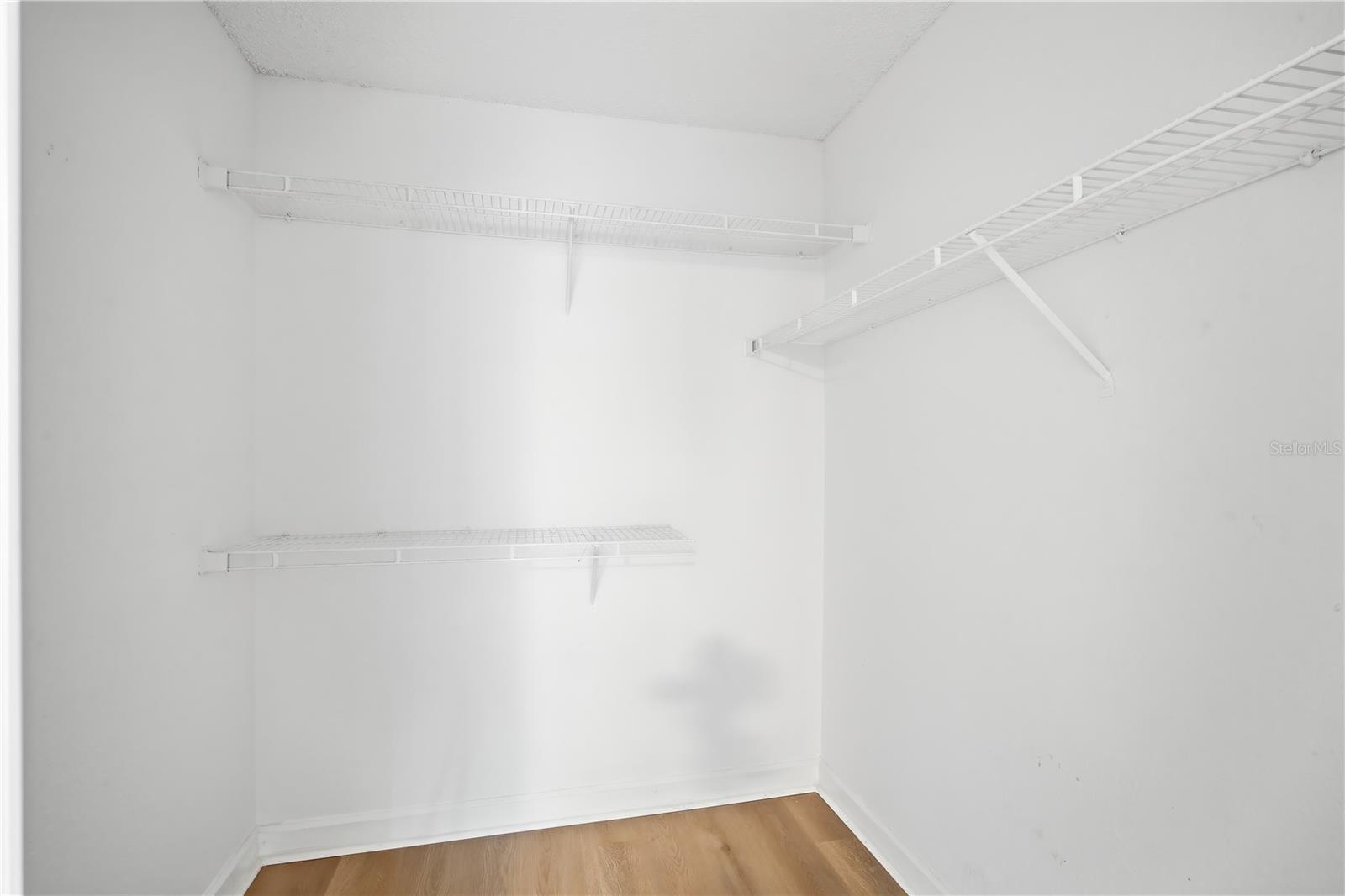 Image 20 of 28 For 604 Seascape Way