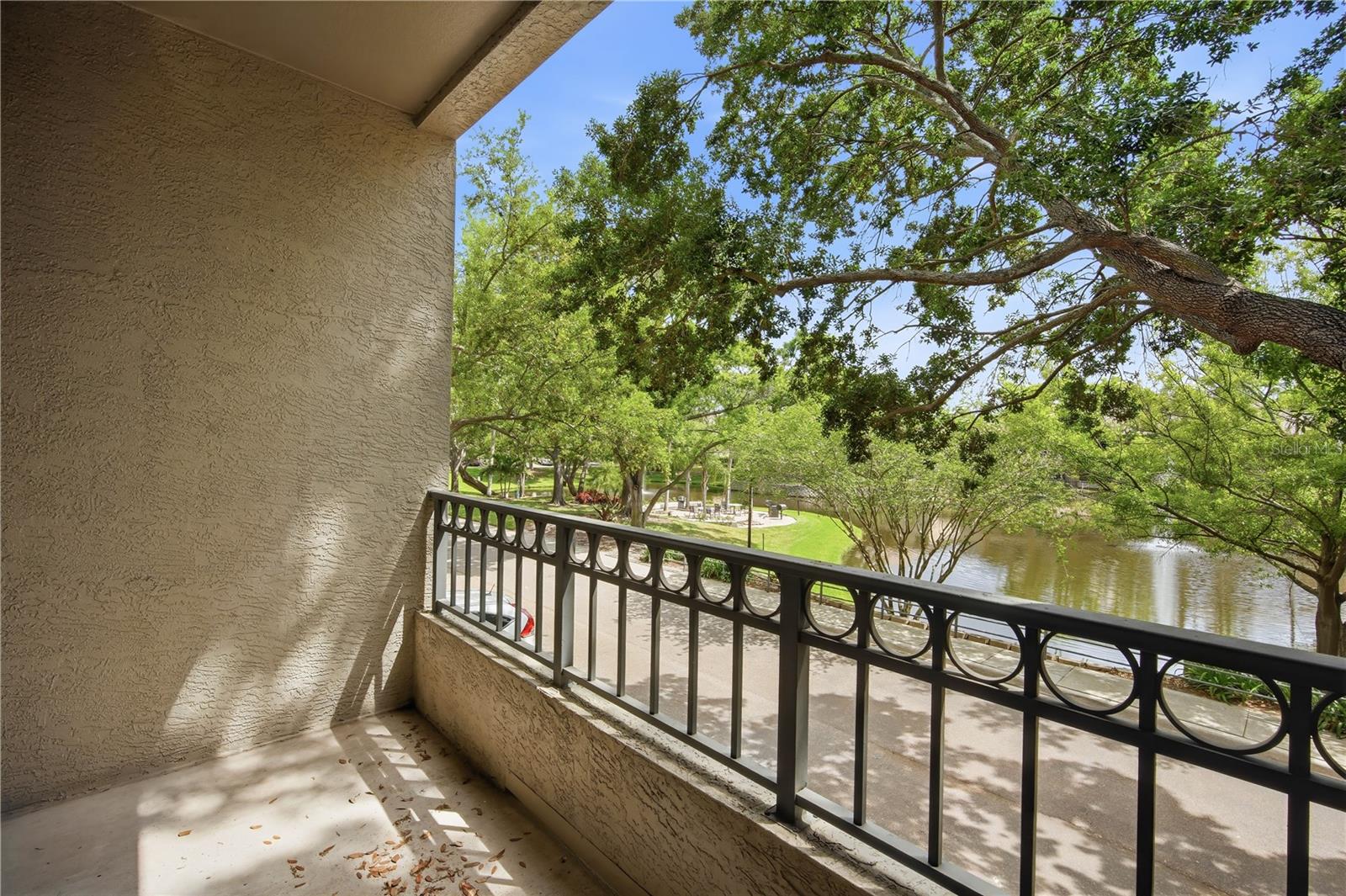 Image 21 of 28 For 604 Seascape Way