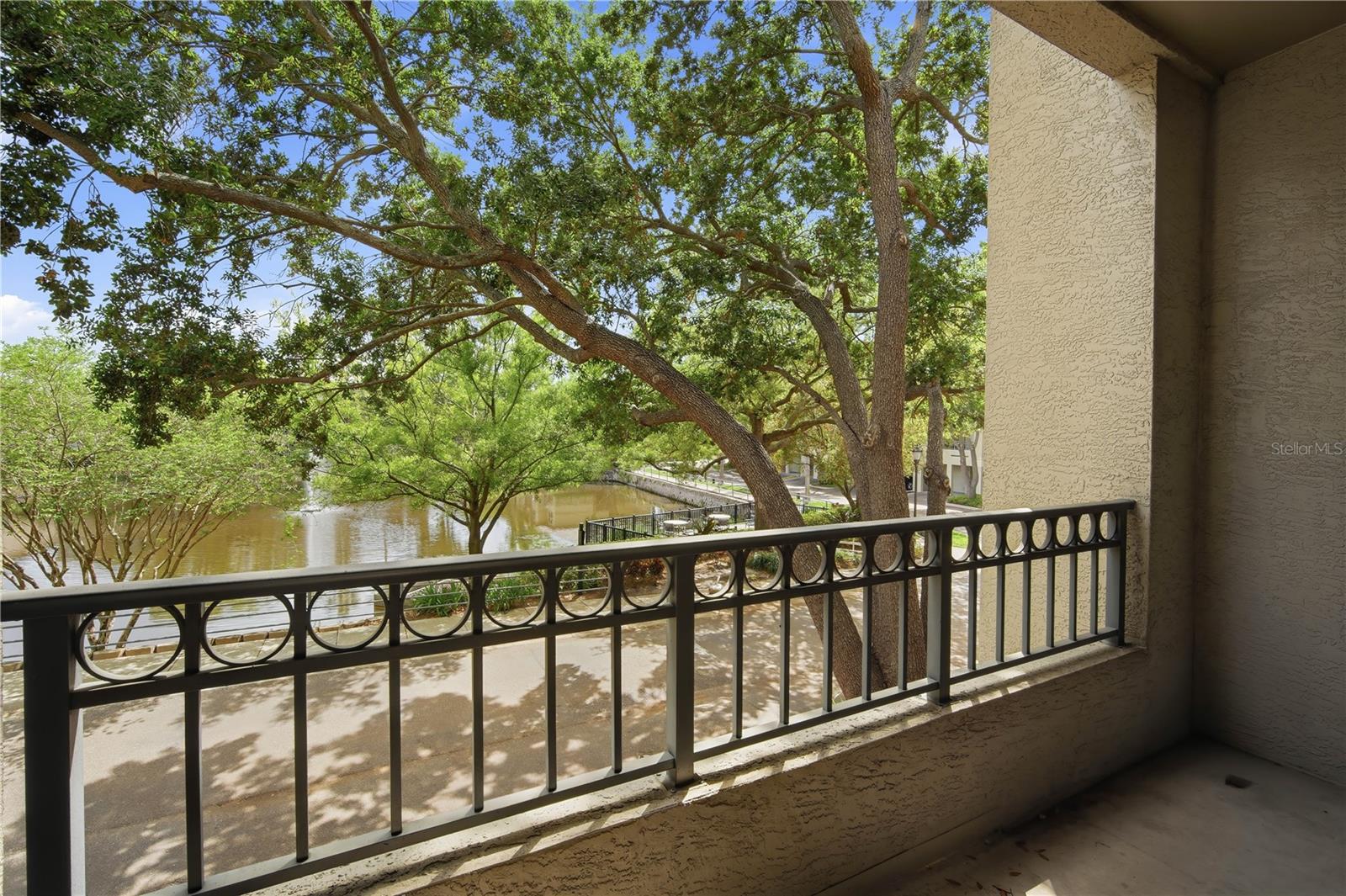 Image 22 of 28 For 604 Seascape Way