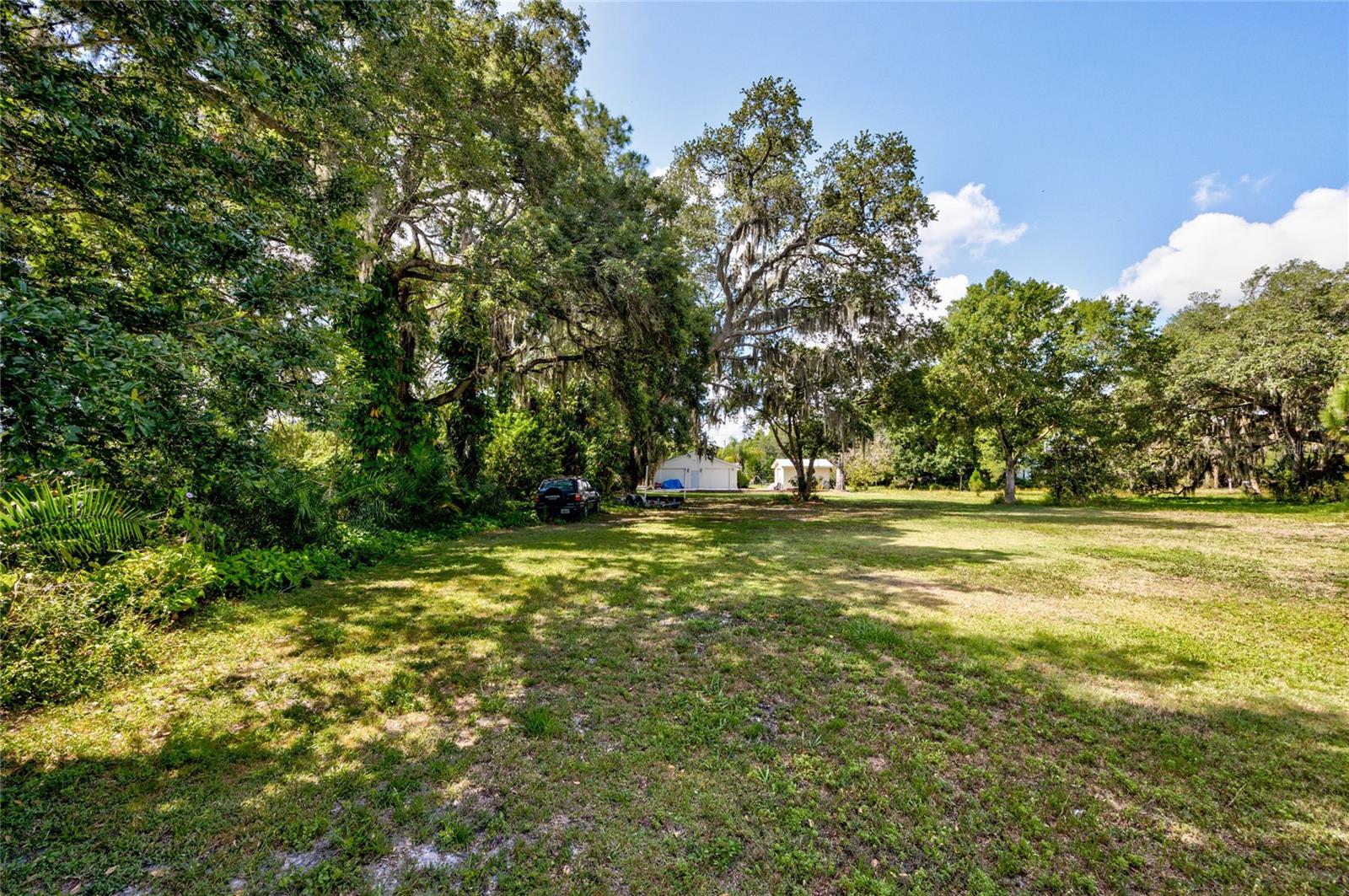 Image 12 of 37 For 102 Dickman Drive Sw