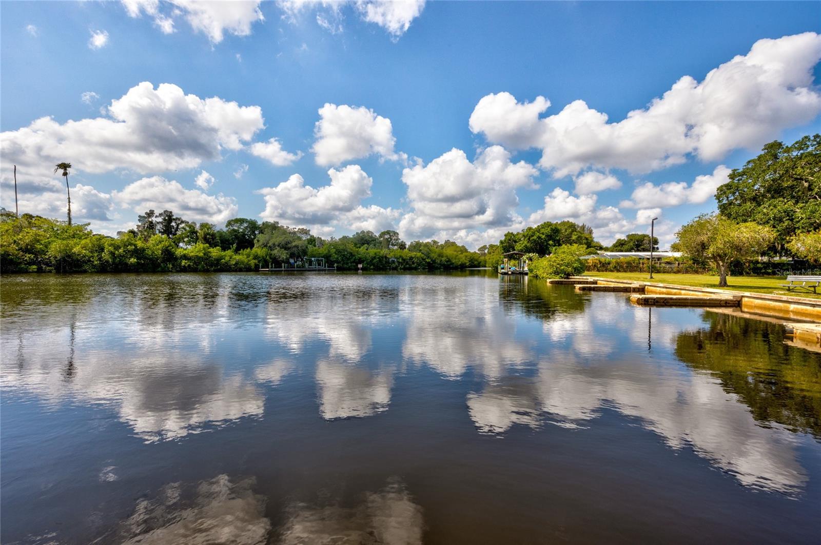 Image 13 of 37 For 102 Dickman Drive Sw