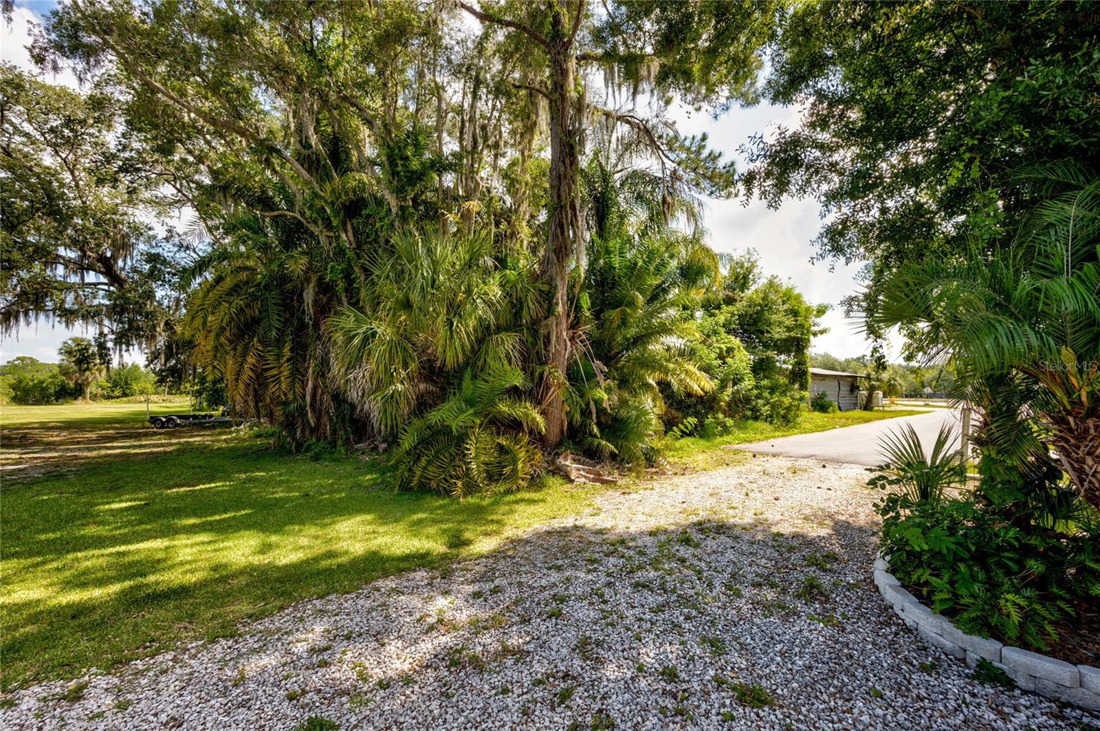 Image 23 of 37 For 102 Dickman Drive Sw