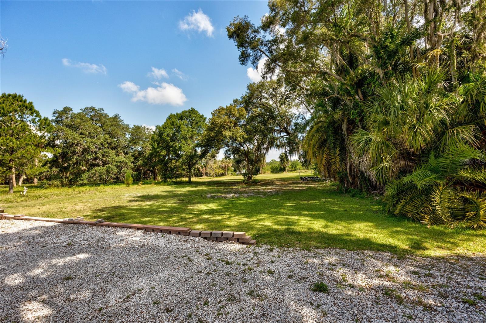 Image 24 of 37 For 102 Dickman Drive Sw