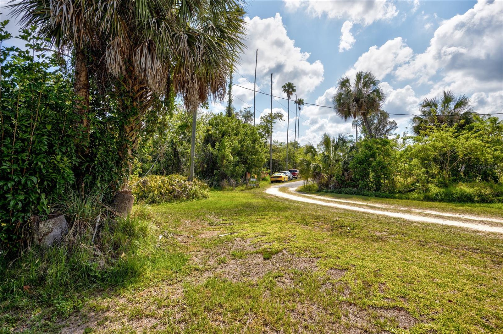 Image 29 of 37 For 102 Dickman Drive Sw