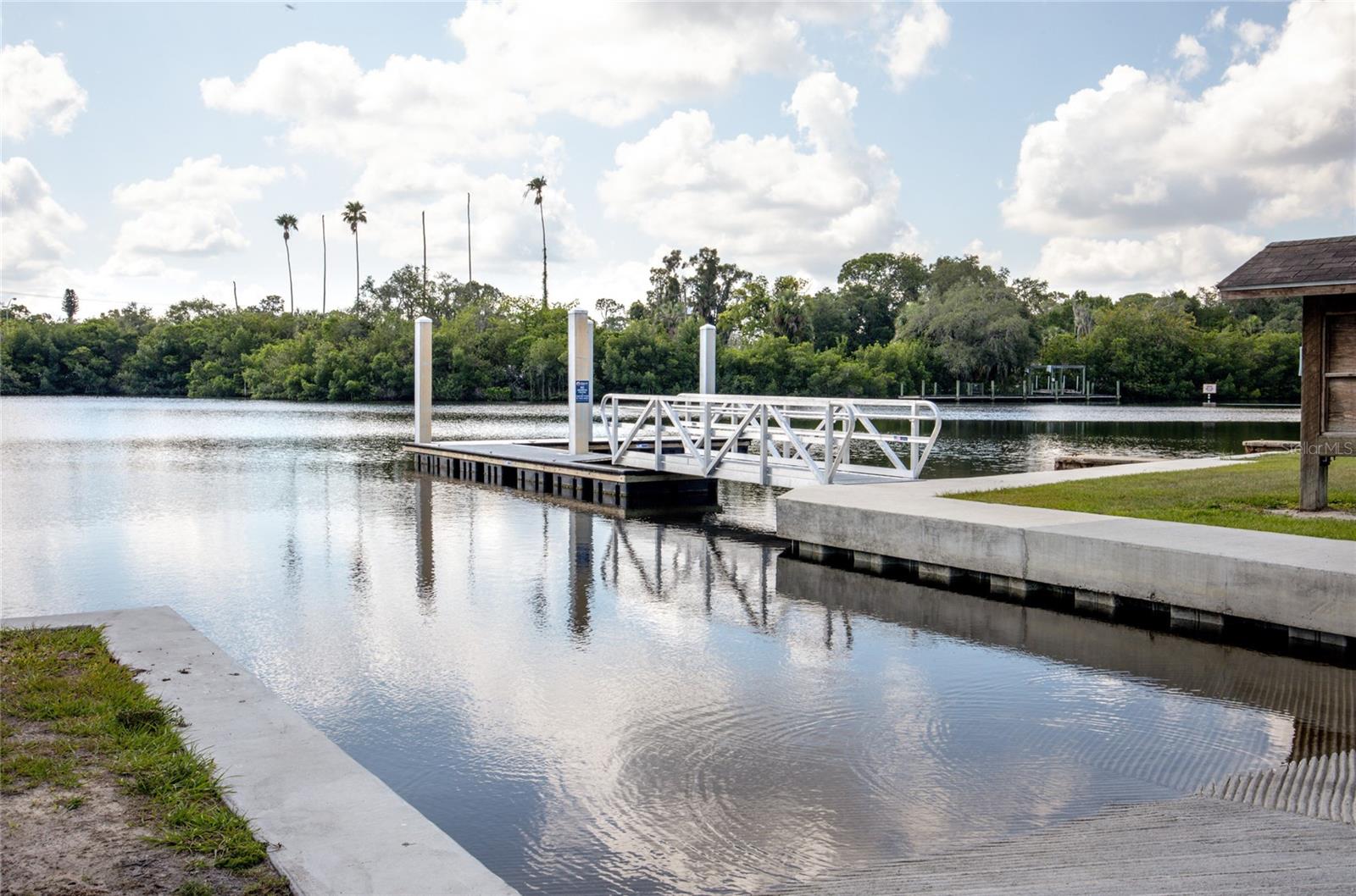 Image 36 of 37 For 102 Dickman Drive Sw