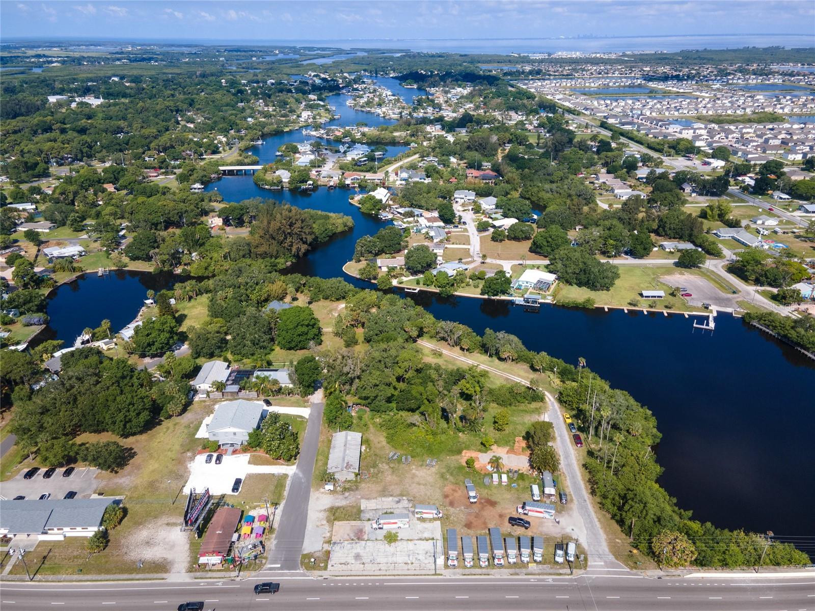 Image 4 of 37 For 102 Dickman Drive Sw