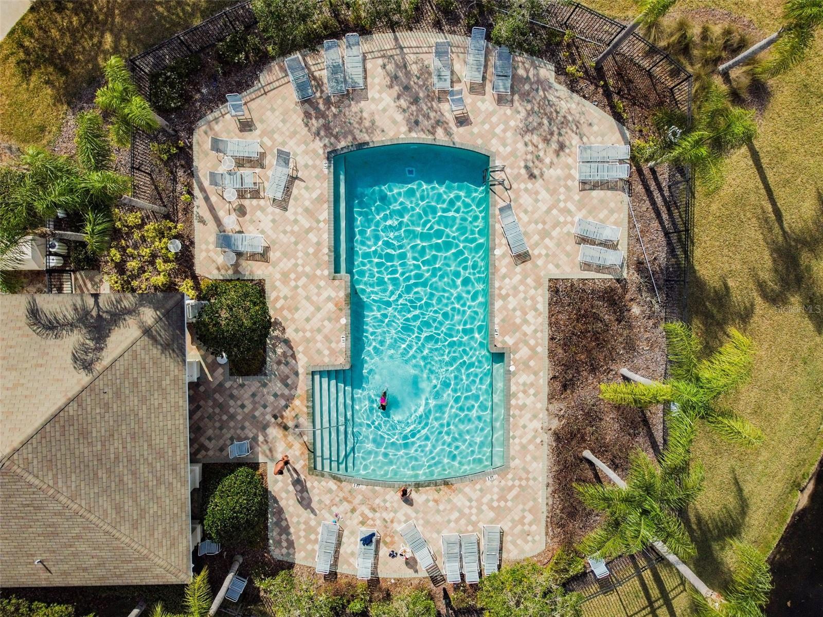 Image 4 of 46 For 26527 Castleview Way